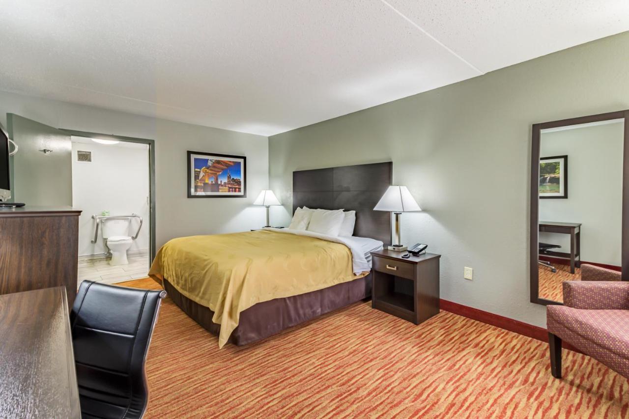 King Room - Non-Smoking