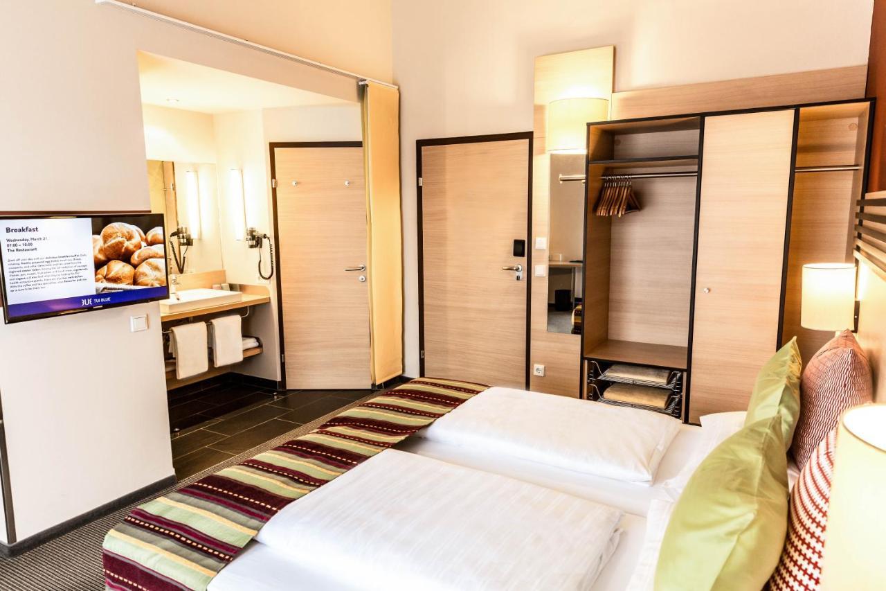 Double Room,695786640:JPEG