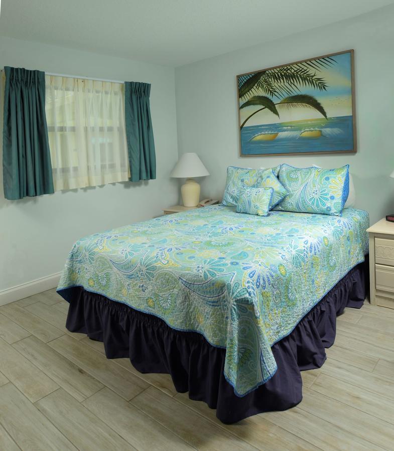 2nd Floor Ocean Front King Suite