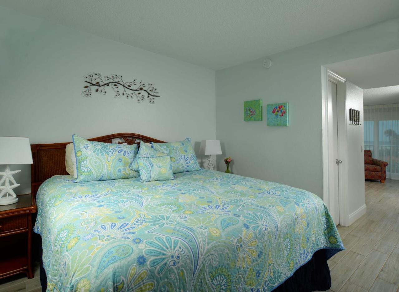 2nd Floor Ocean Front King Suite