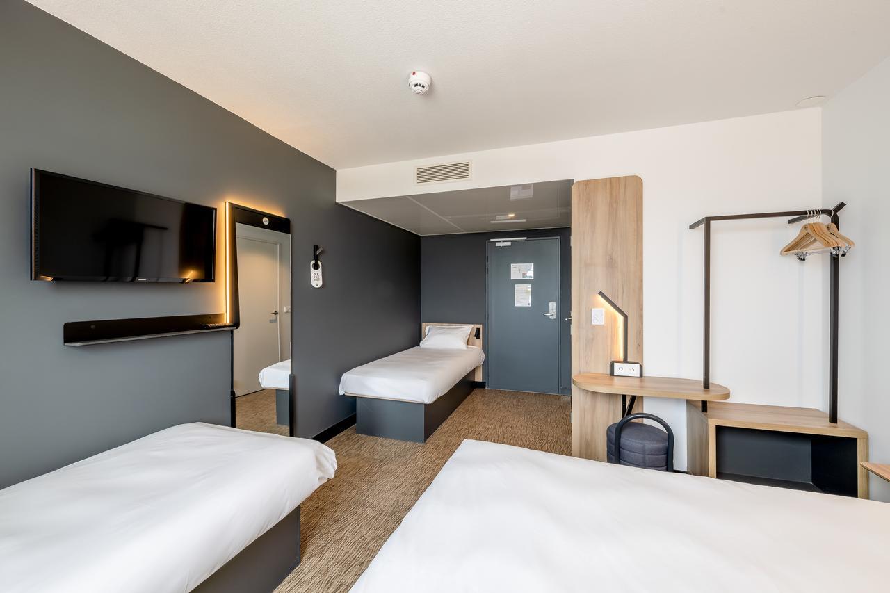 Quadruple Room,739239736:JPEG