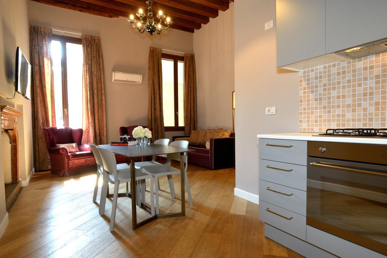 Three-Bedroom Apartment (8 Adults) (San Marco 1859)