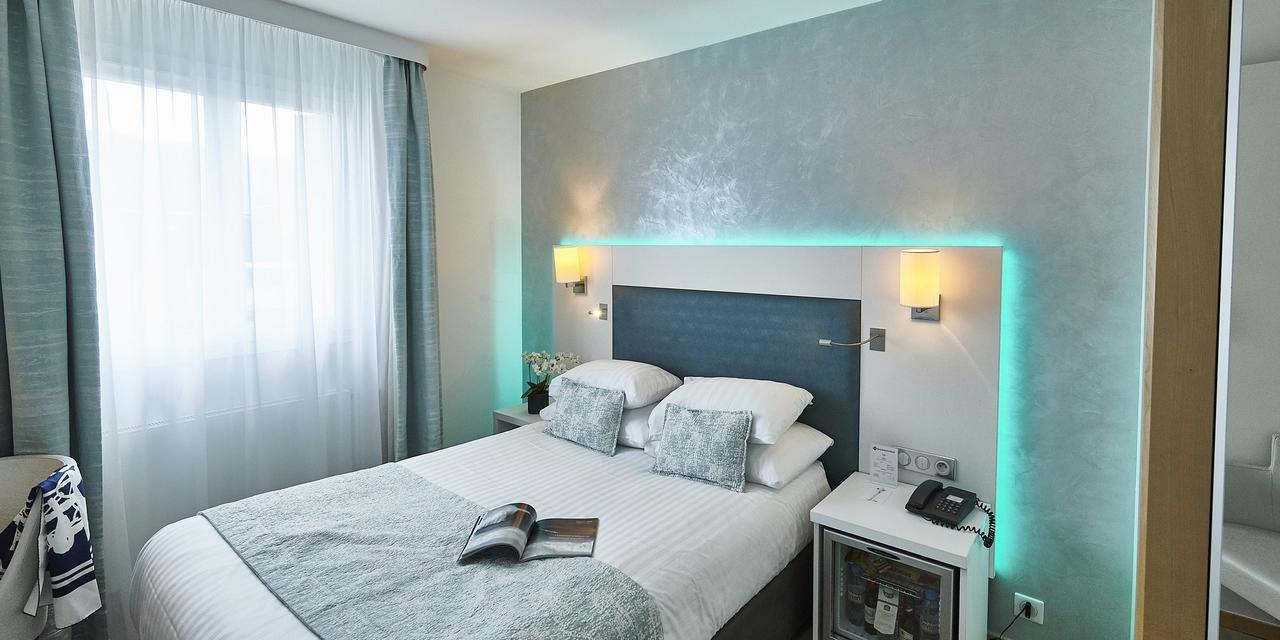 Small Classic Double Room - Non-Smoking