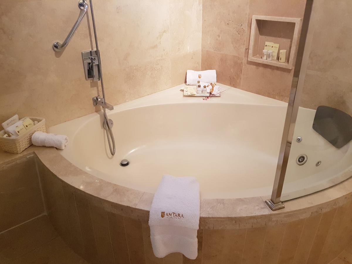Executive Suite with Jacuzzi