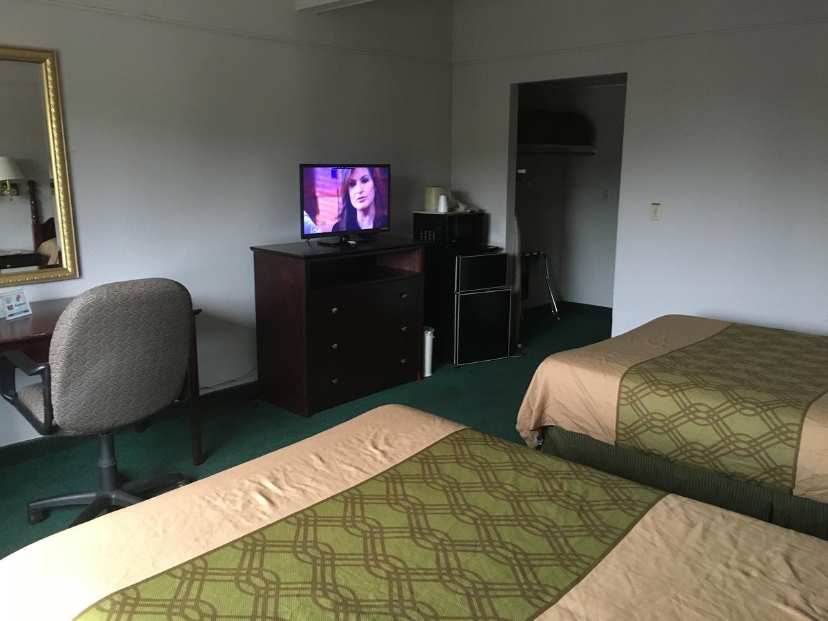 Room Two Double Beds Interior