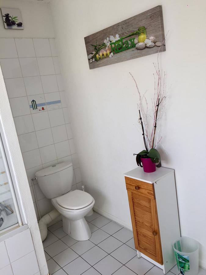 Chambre Triple Basique avec Salle de Bains Commune