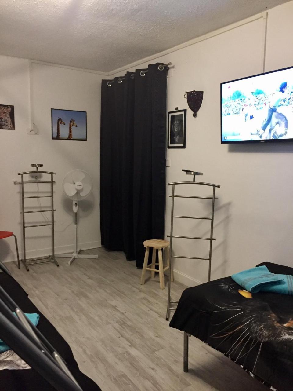 Chambre Familiale avec Salle de Bains Commune