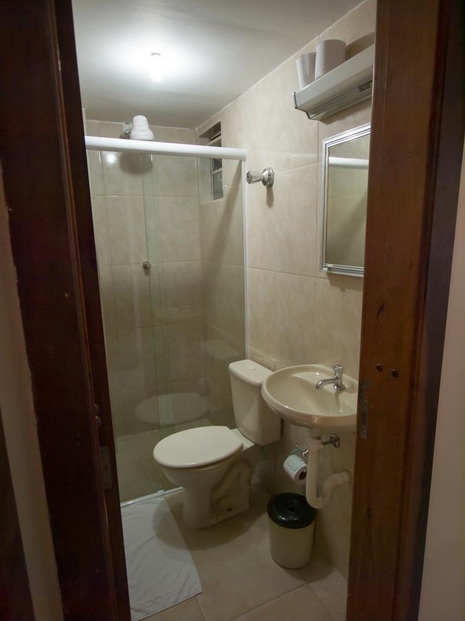 Quarto Triplo Standard com 3 Camas de Solteiro