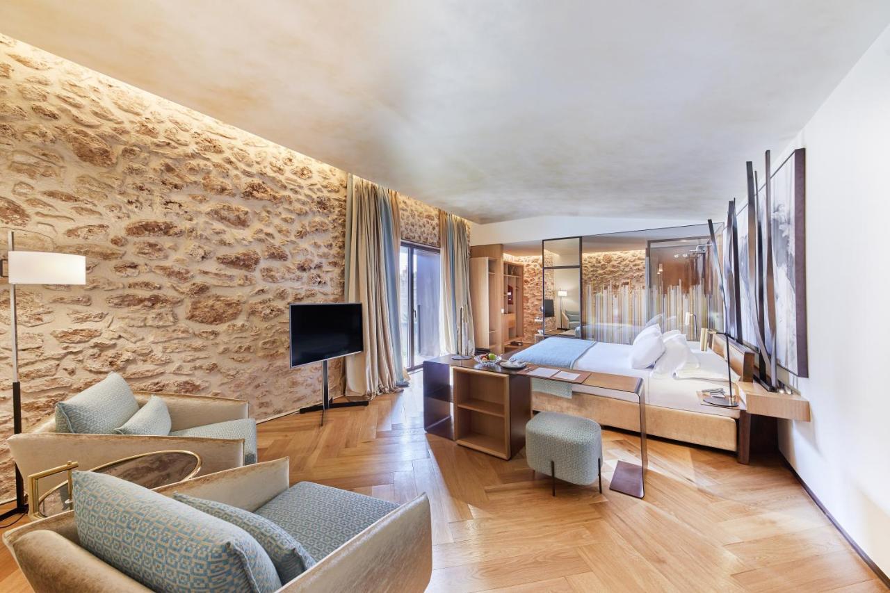 Premium Junior Suite