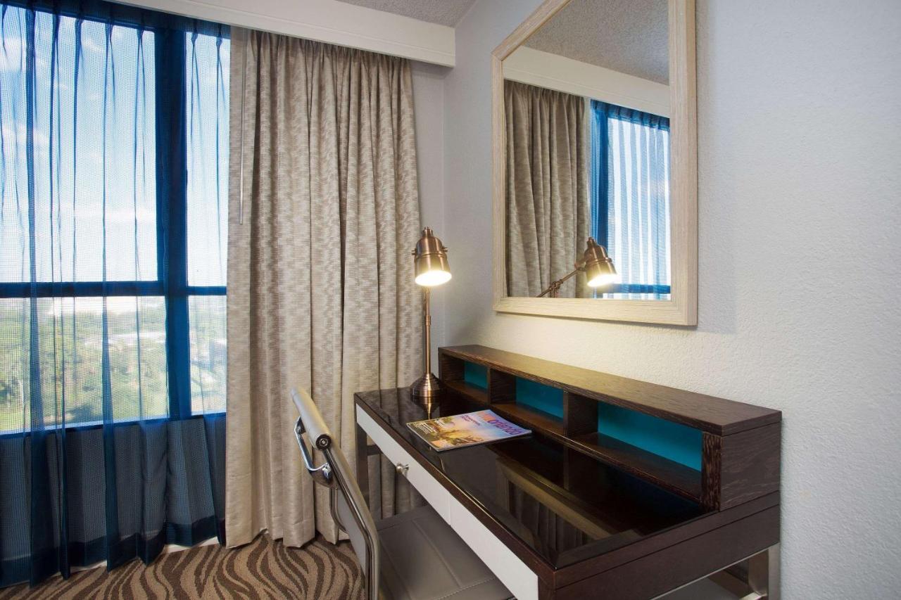 King Room with Sofa Bed