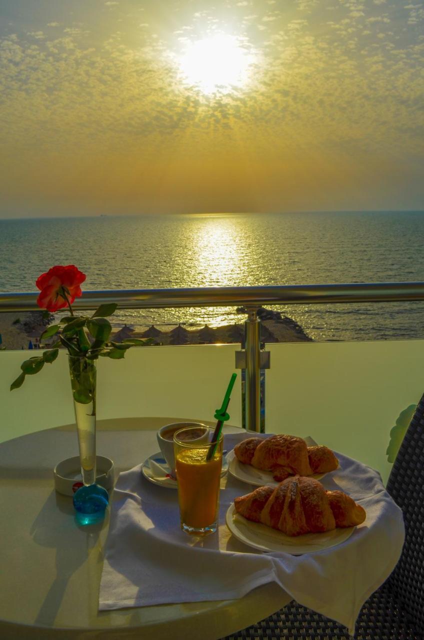 Double Room with Balcony and Sea View