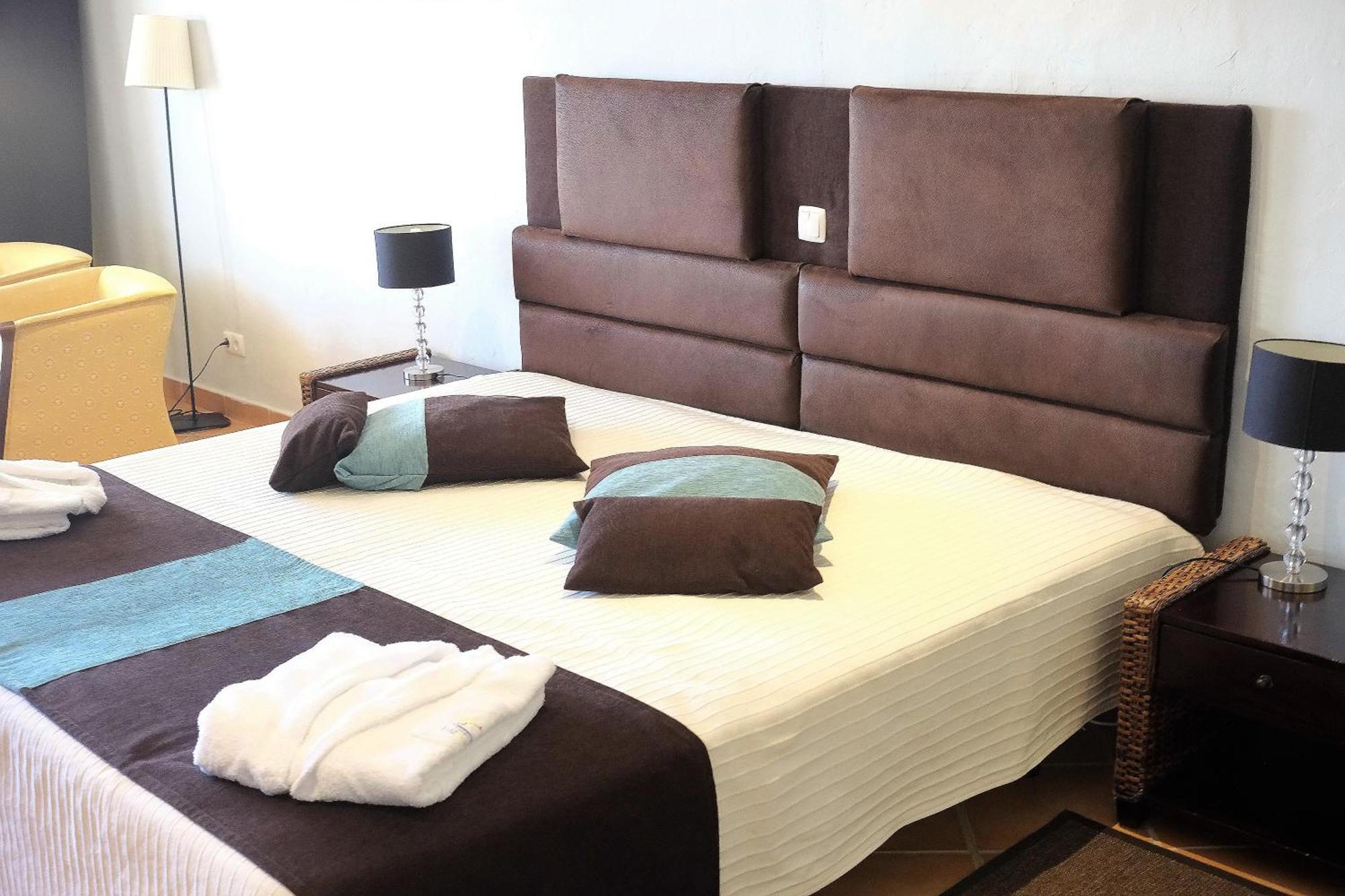 Superior Double Room with Side Sea View