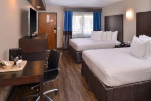 Chambre Deluxe avec 2 Lits Queen-Size - Non-Fumeurs