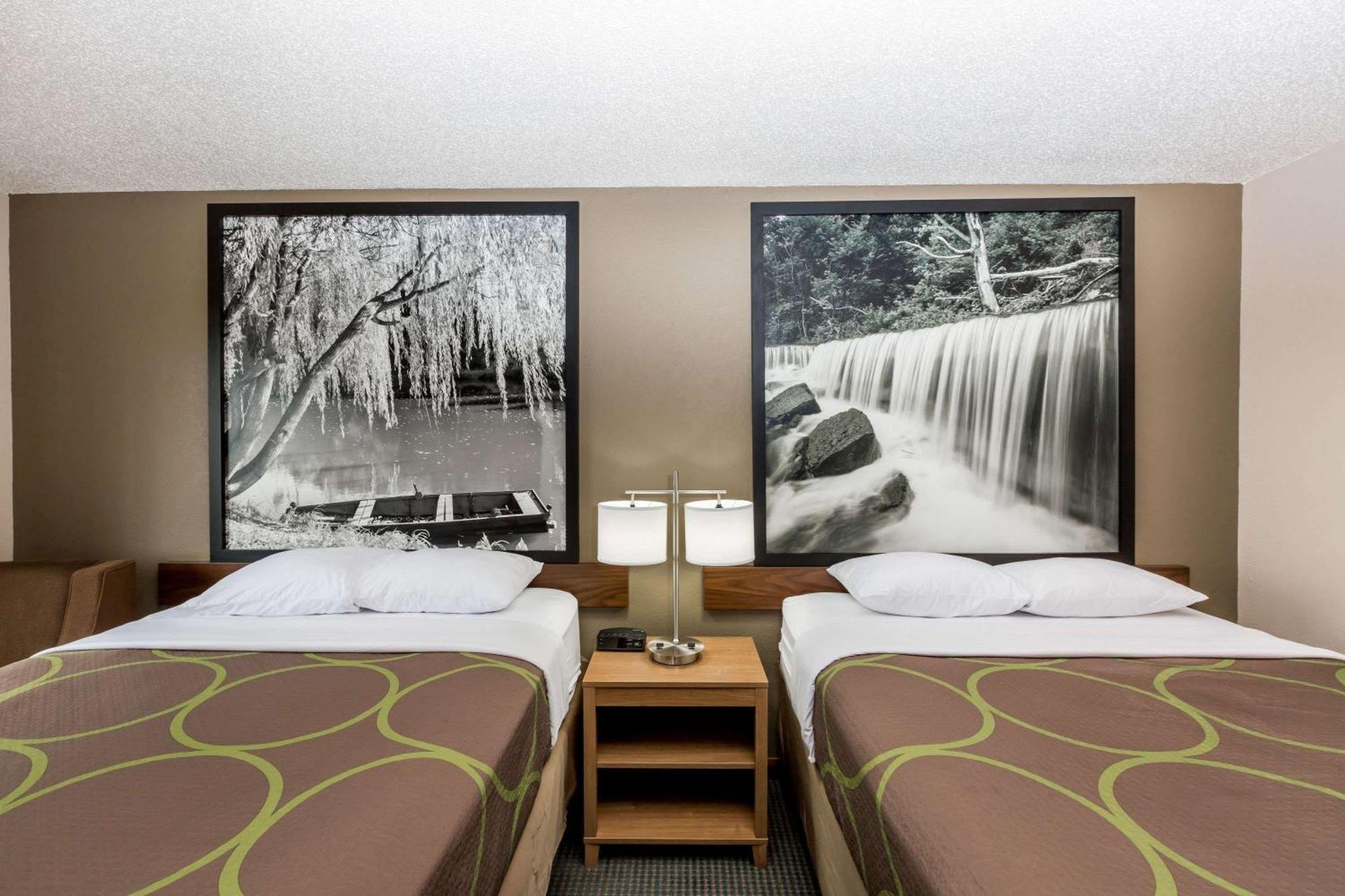 Deluxe Double Room with Two Double Beds - Non-Smoking