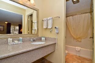 King Room with Roll-in Shower - Disability Access/Non-Smoking