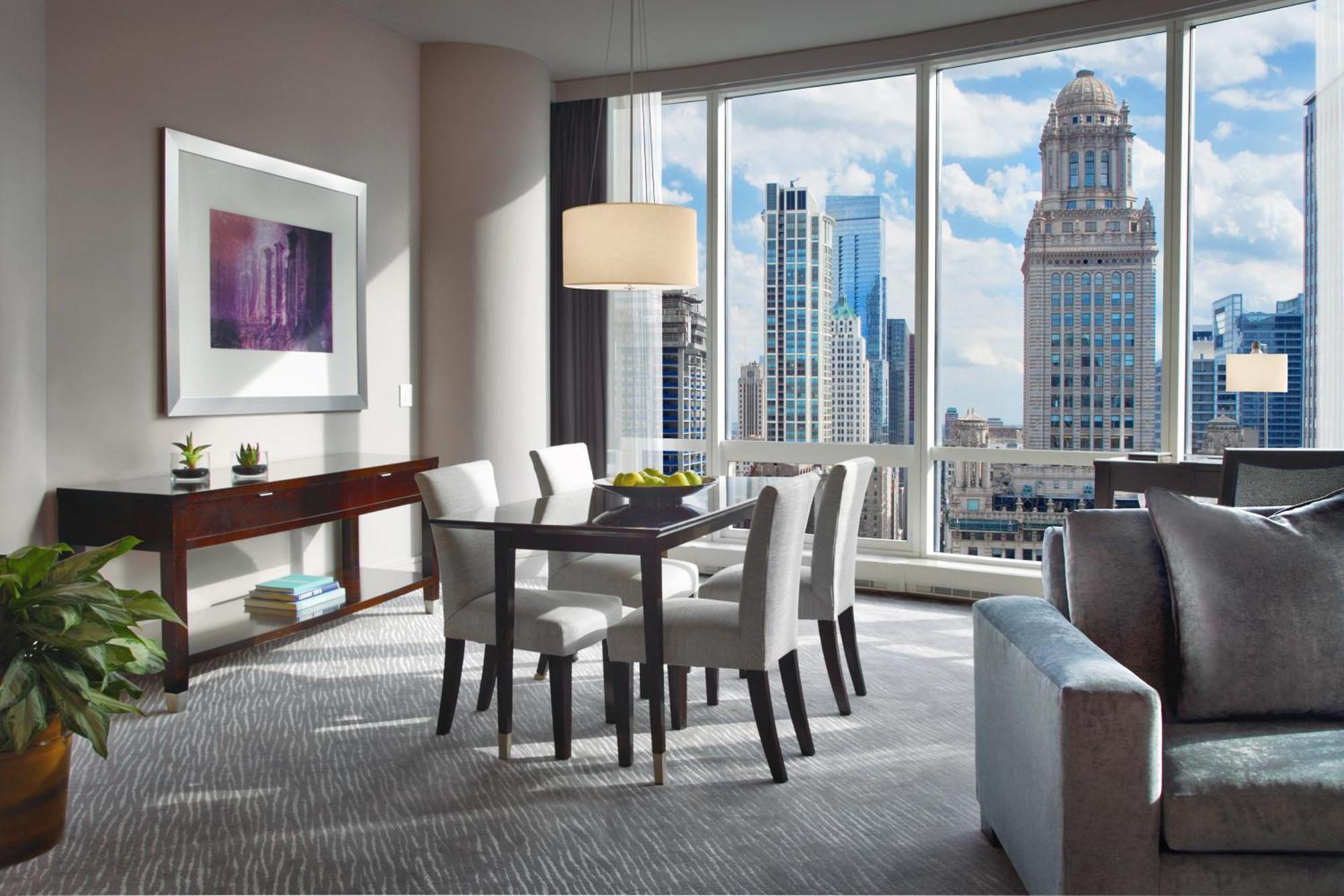 Premier Suite River View