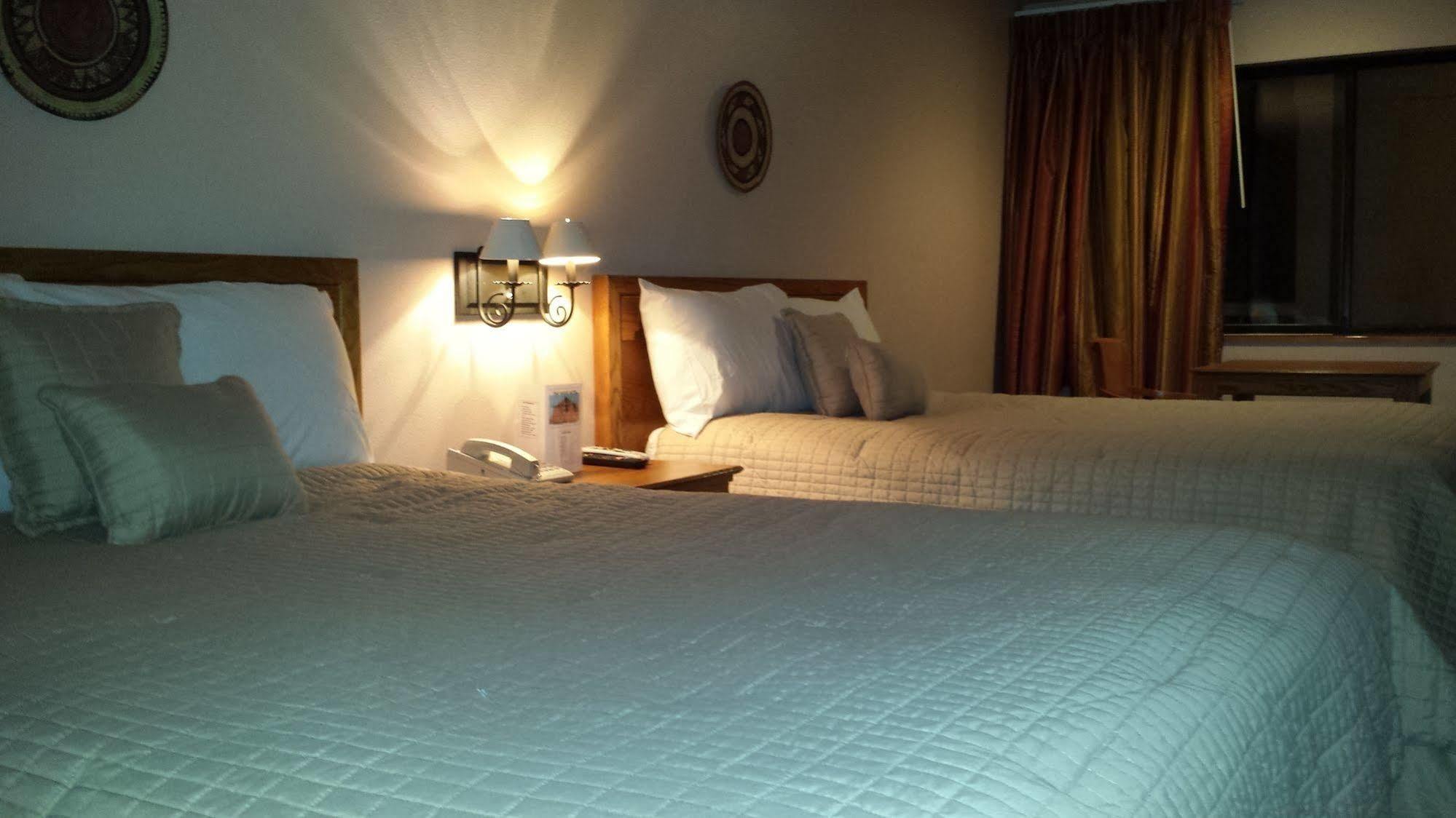 Queen Room with Two Queen Beds - Disability Access