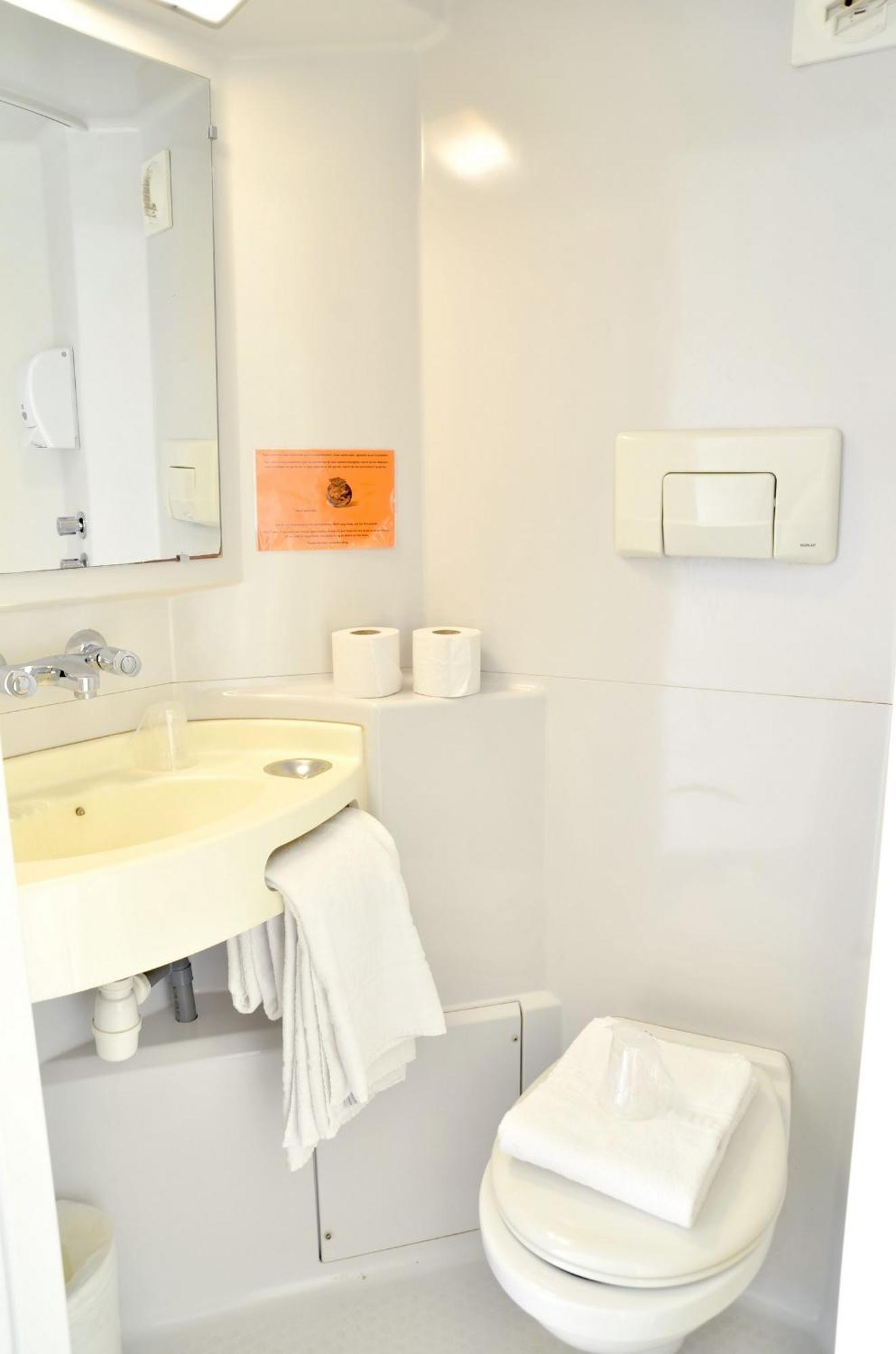 Chambre Triple avec 1 Lit Double et 1 Lit Simple