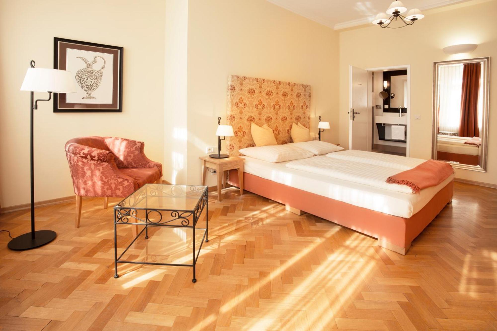 Superior Double or Twin Room,1153867827:JPEG