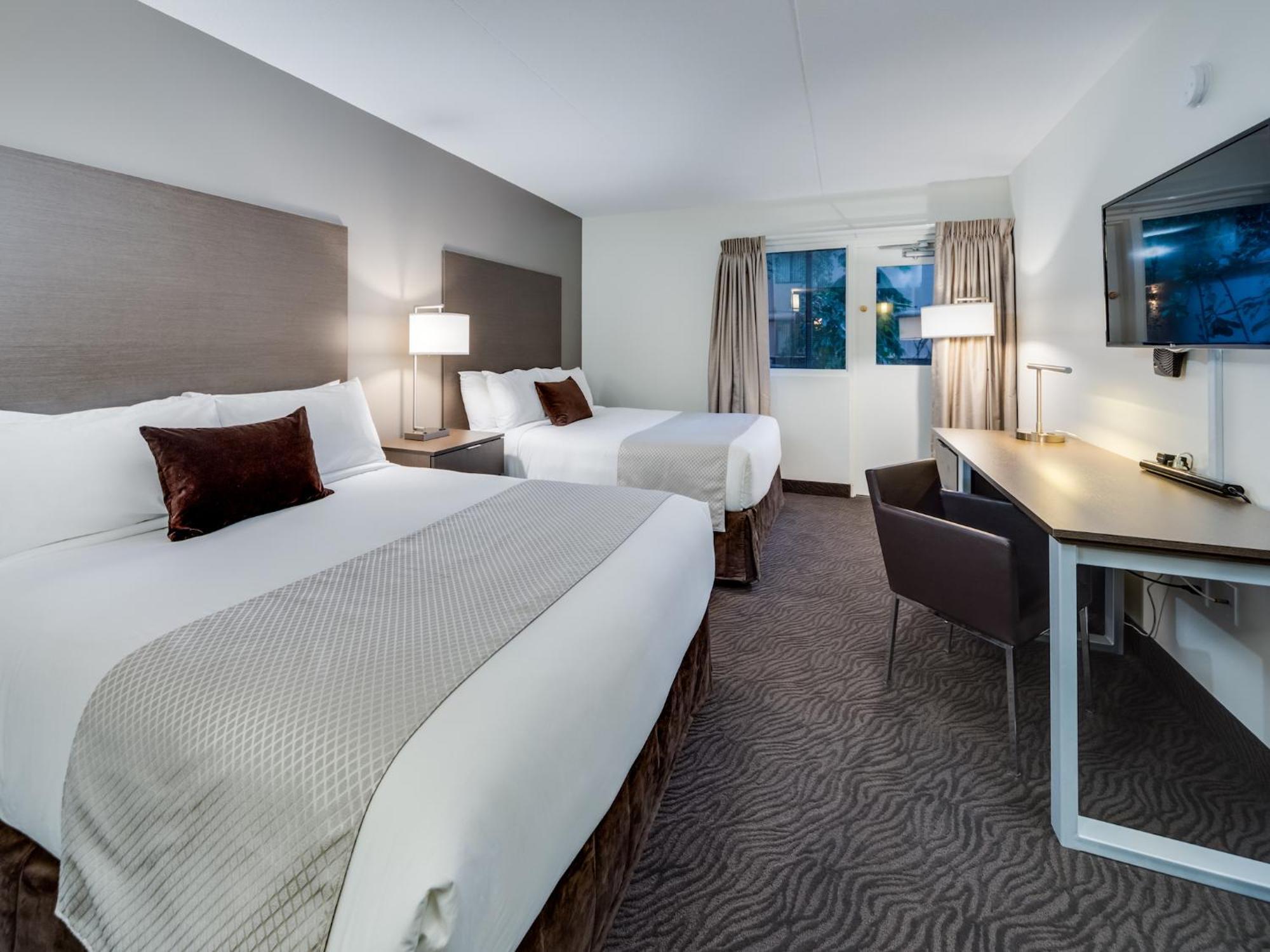 Premier Queen Room with Two Queen Beds