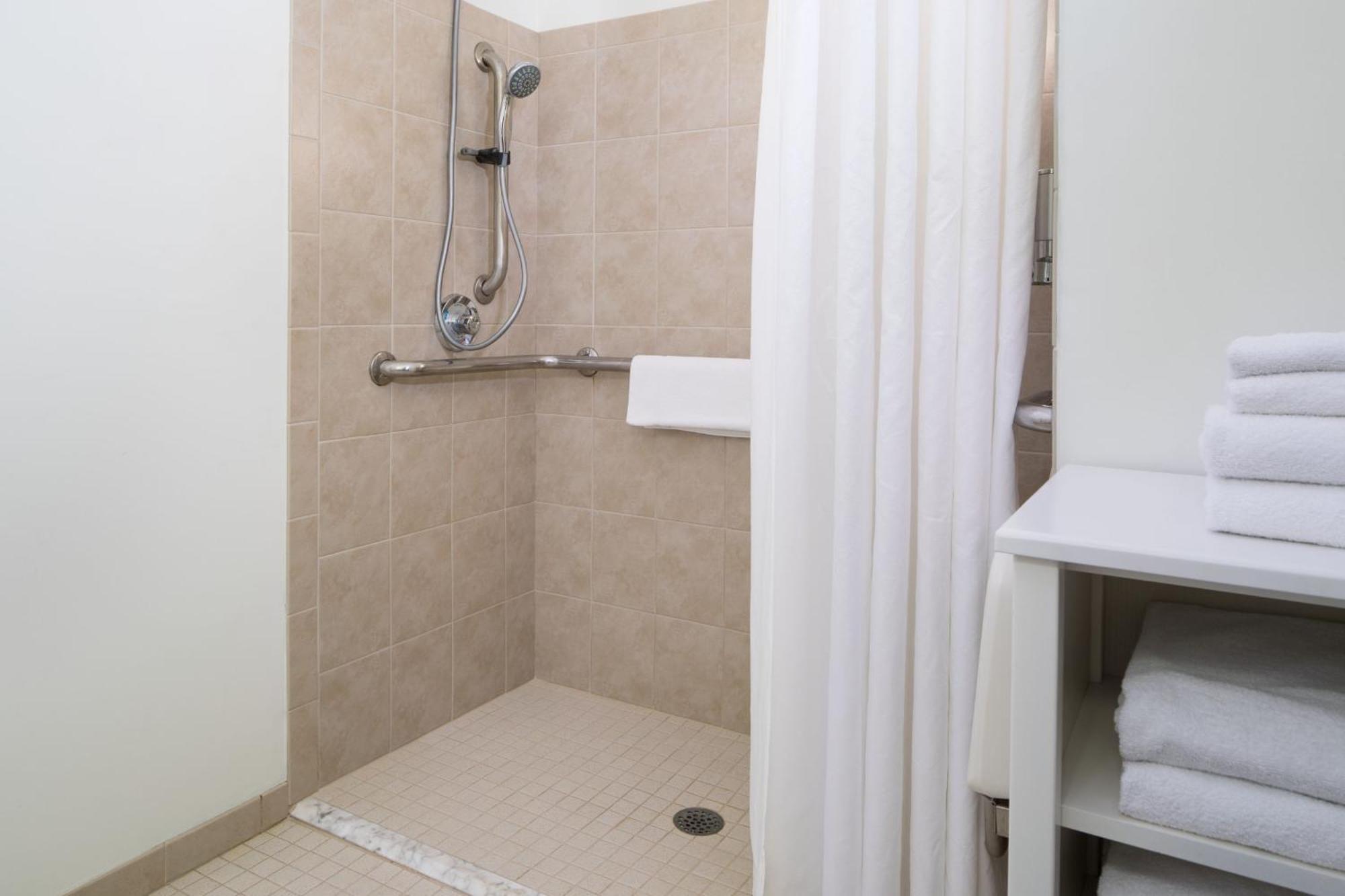 Queen Room with Two Queen Beds and Roll-in Shower - Mobility and Hearing Accessible