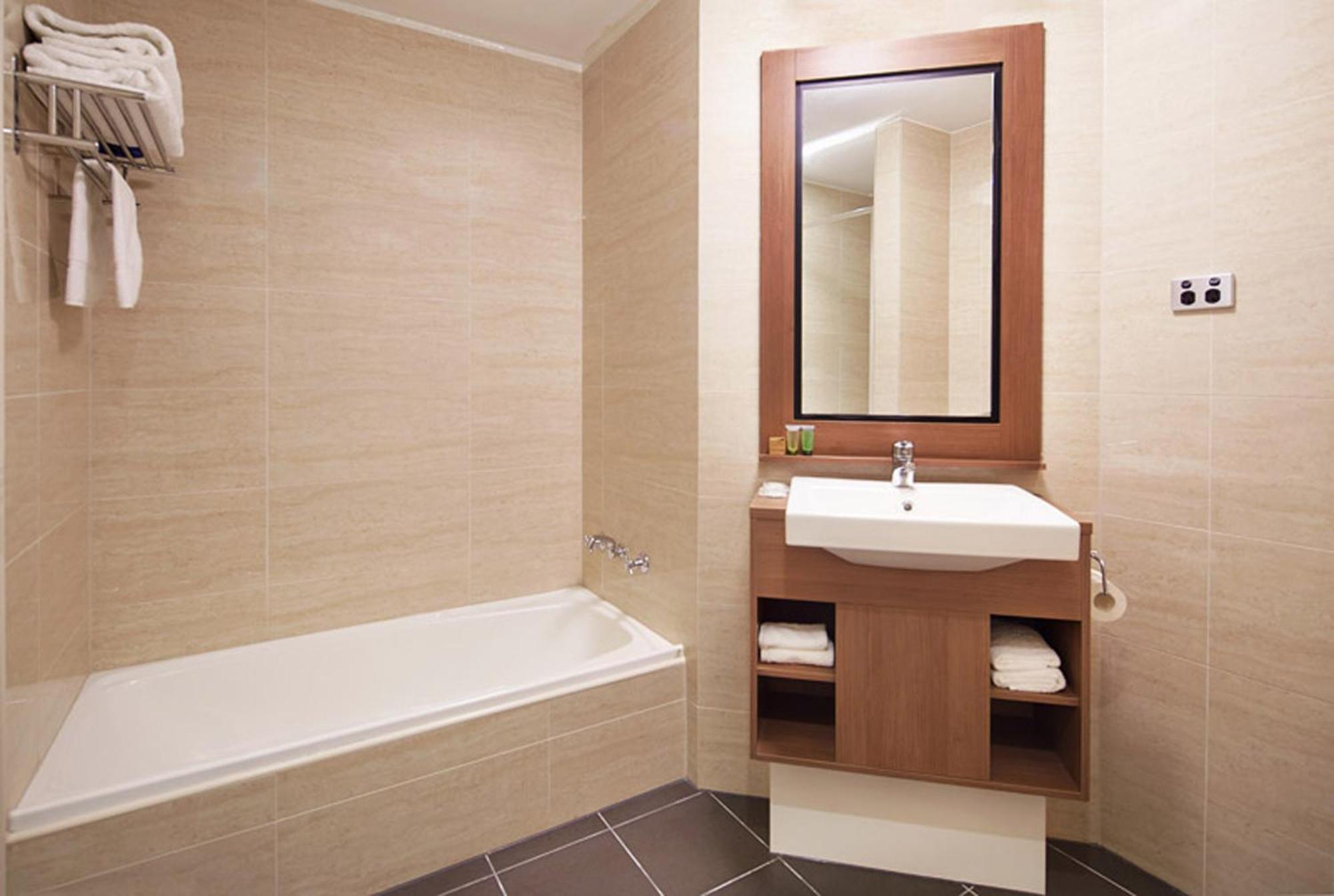 Premium Queen Room