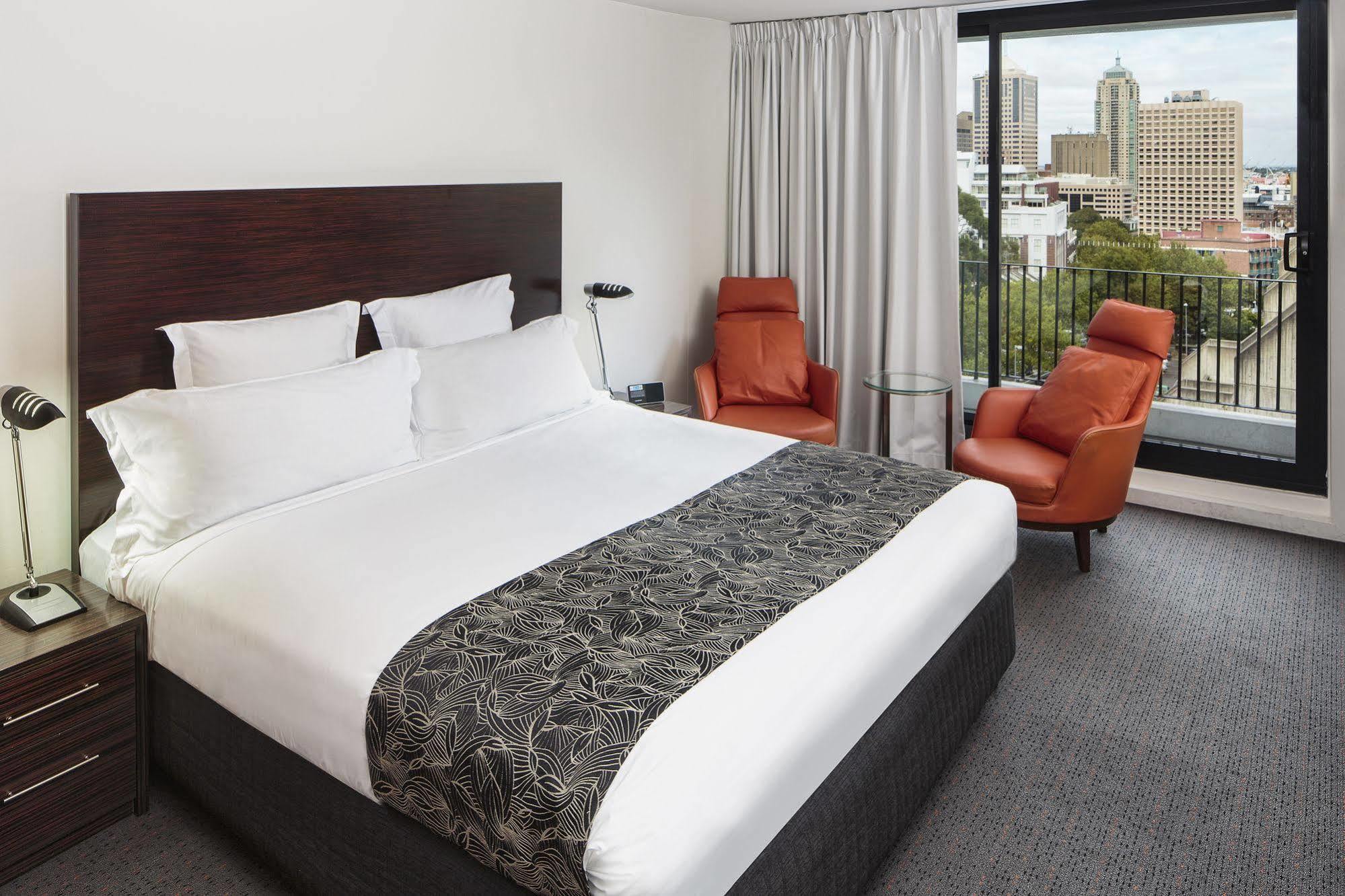 Premium Zimmer mit Kingsize-Bett und Balkon