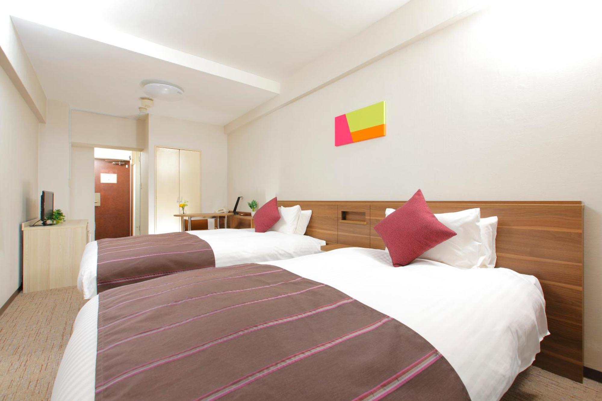 Standard Double Room Non-Smoking House Keeping is Optional Additional Cost,1213418773:JPEG