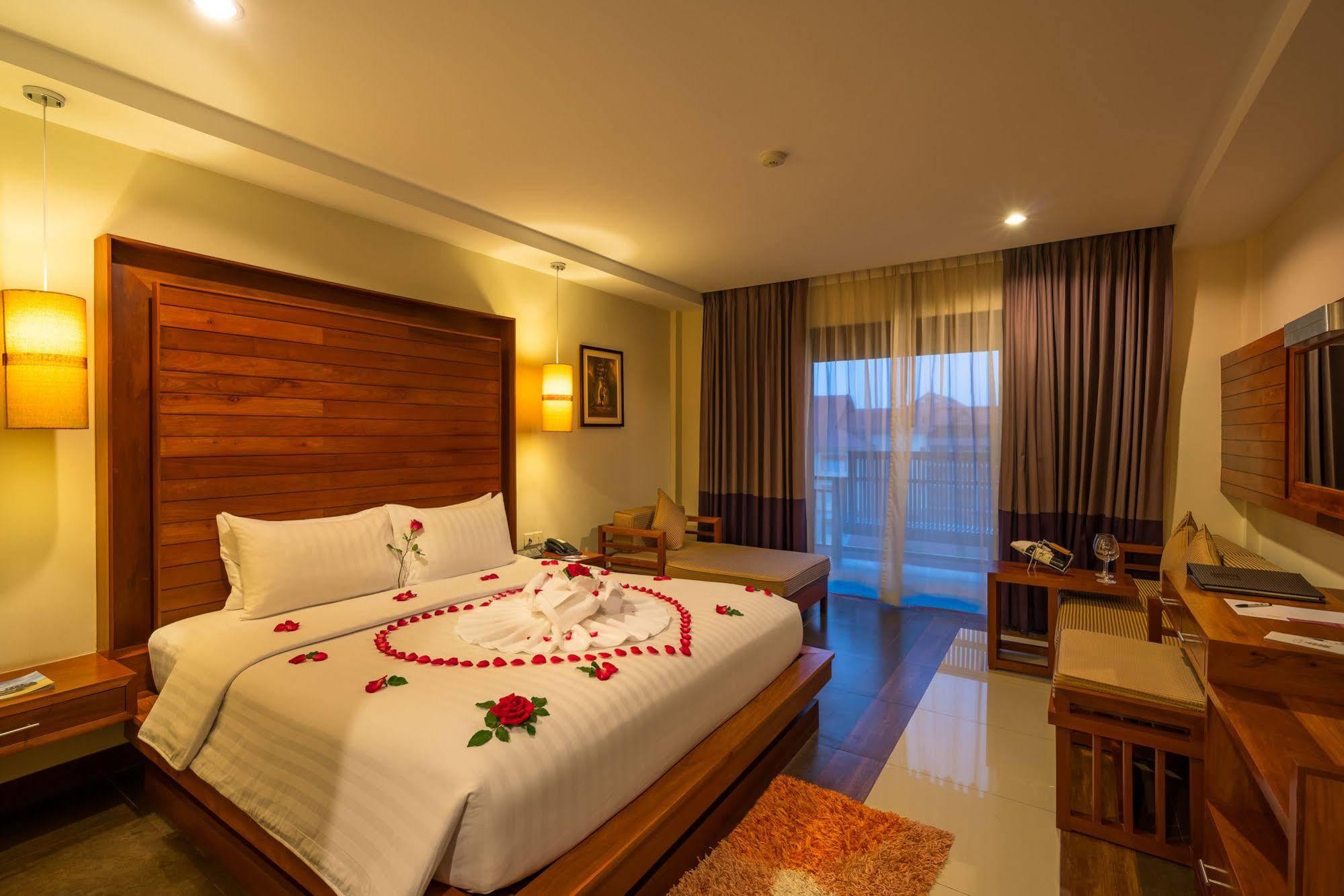 Junior Suites,1594683092:JPEG