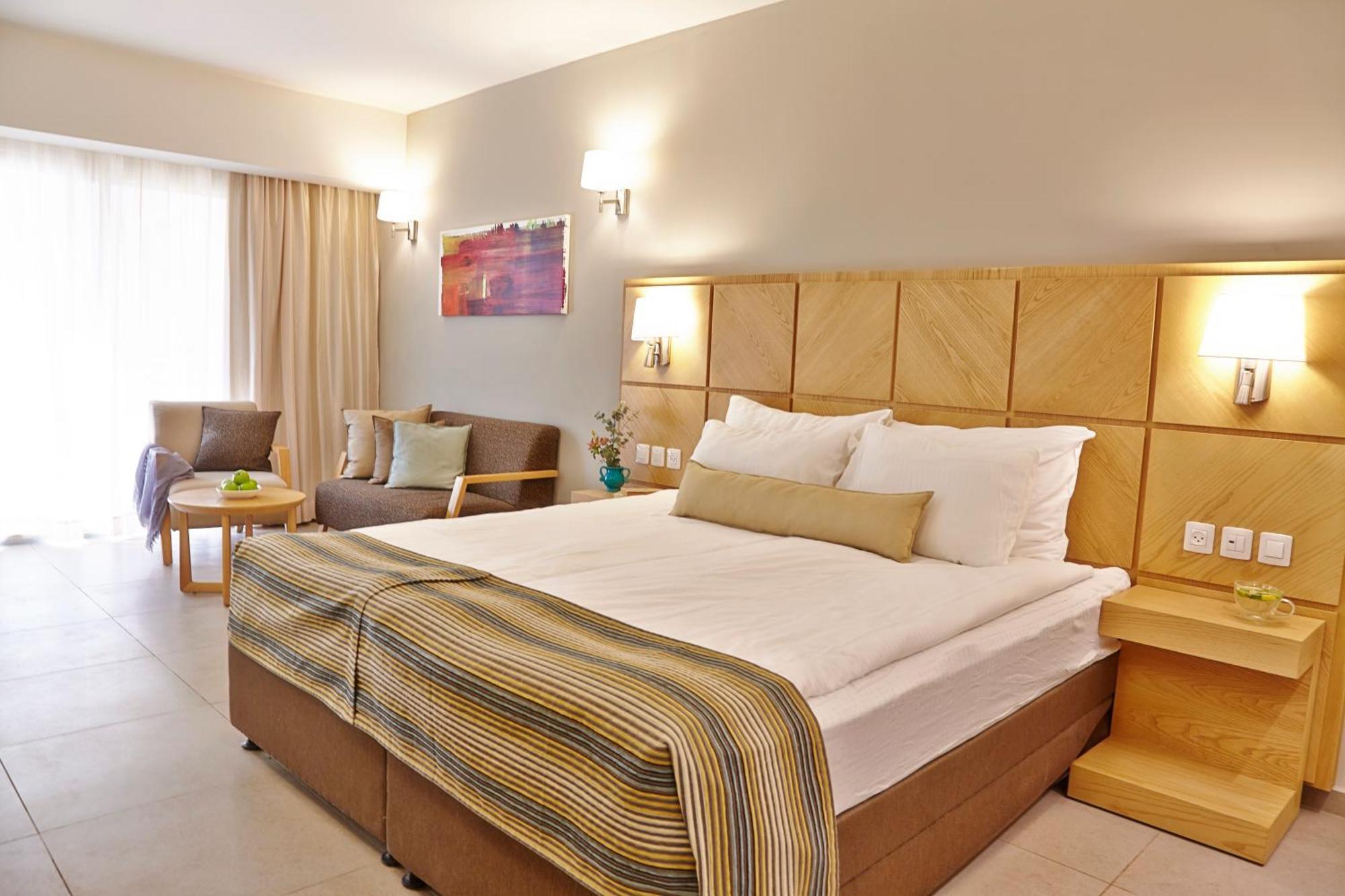 Deluxe Double or Twin Room with Terrace