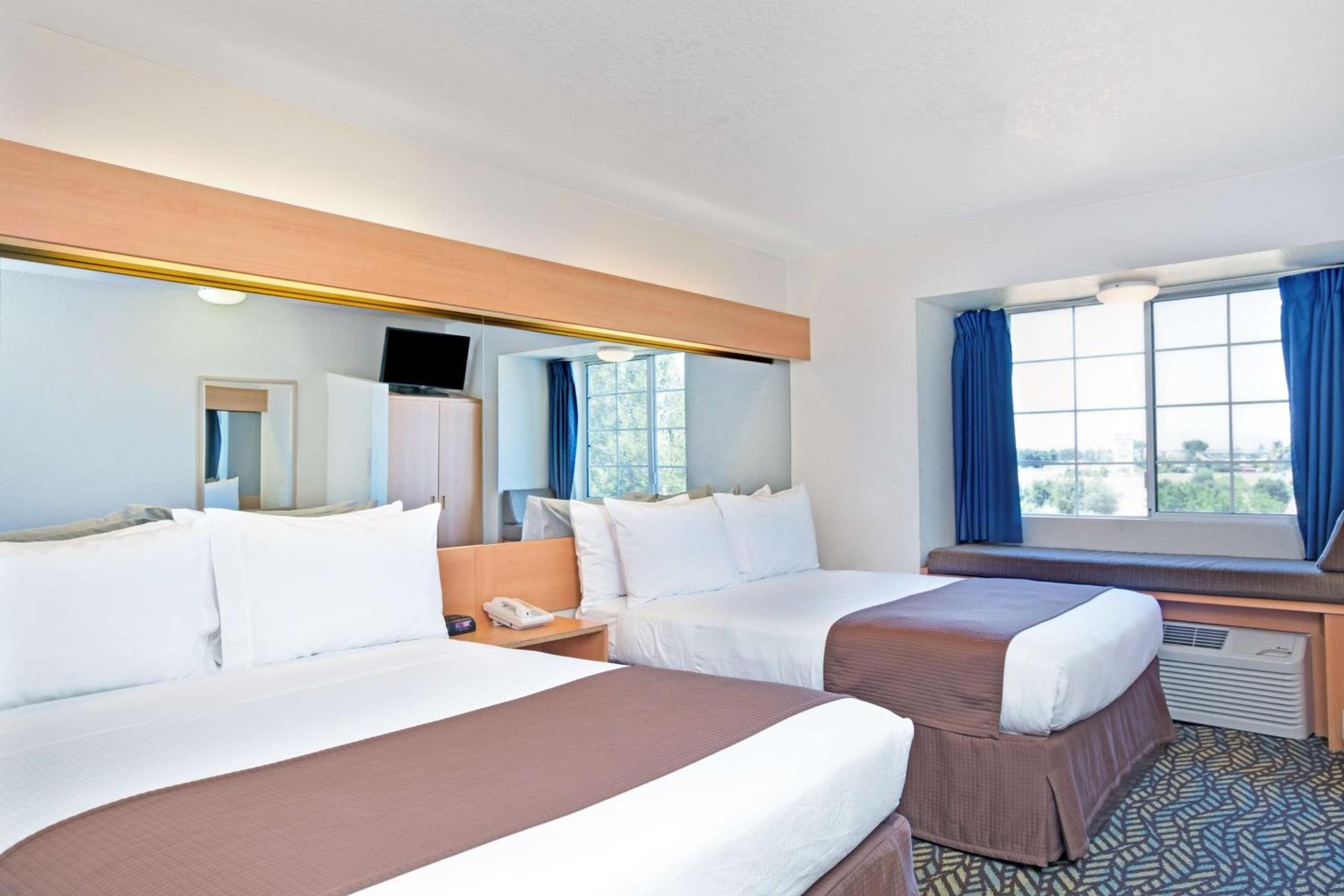 Queen Room with Two Queen Beds - Disability Access/Non-Smoking