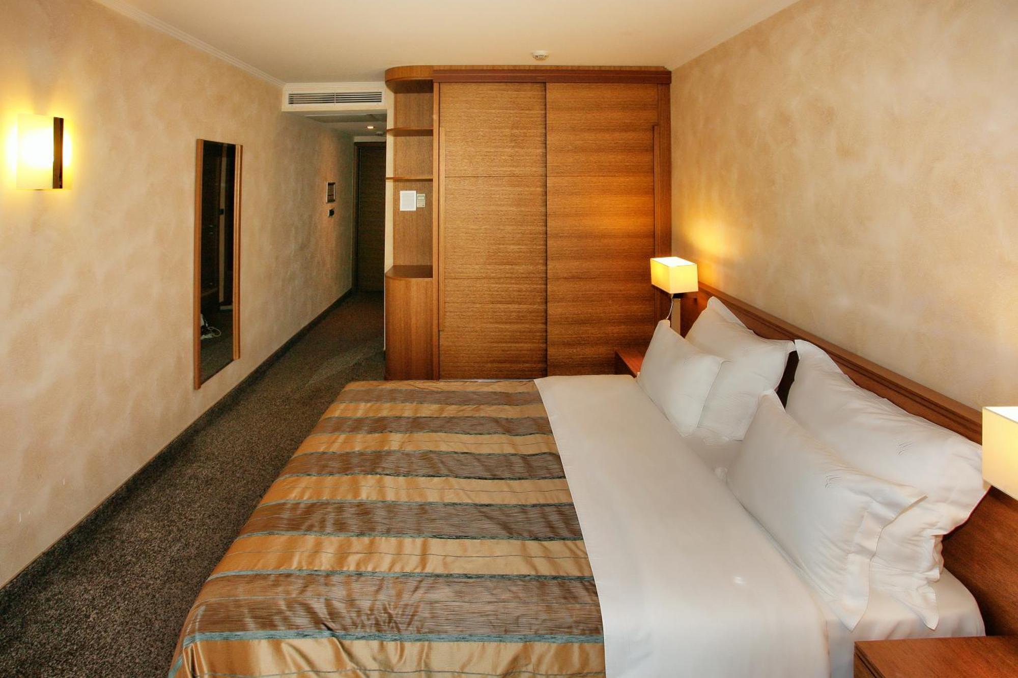 Economy Zimmer