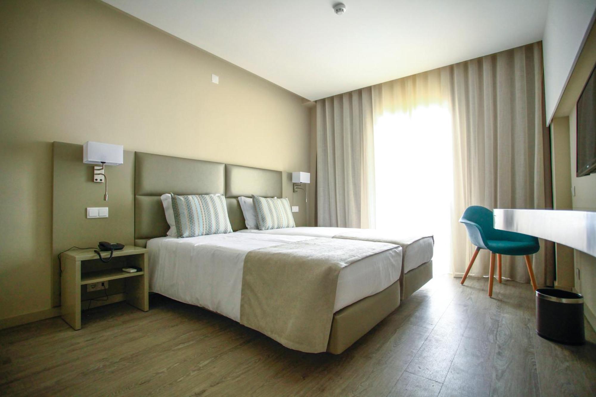 Twin Room,1105828842:JPEG