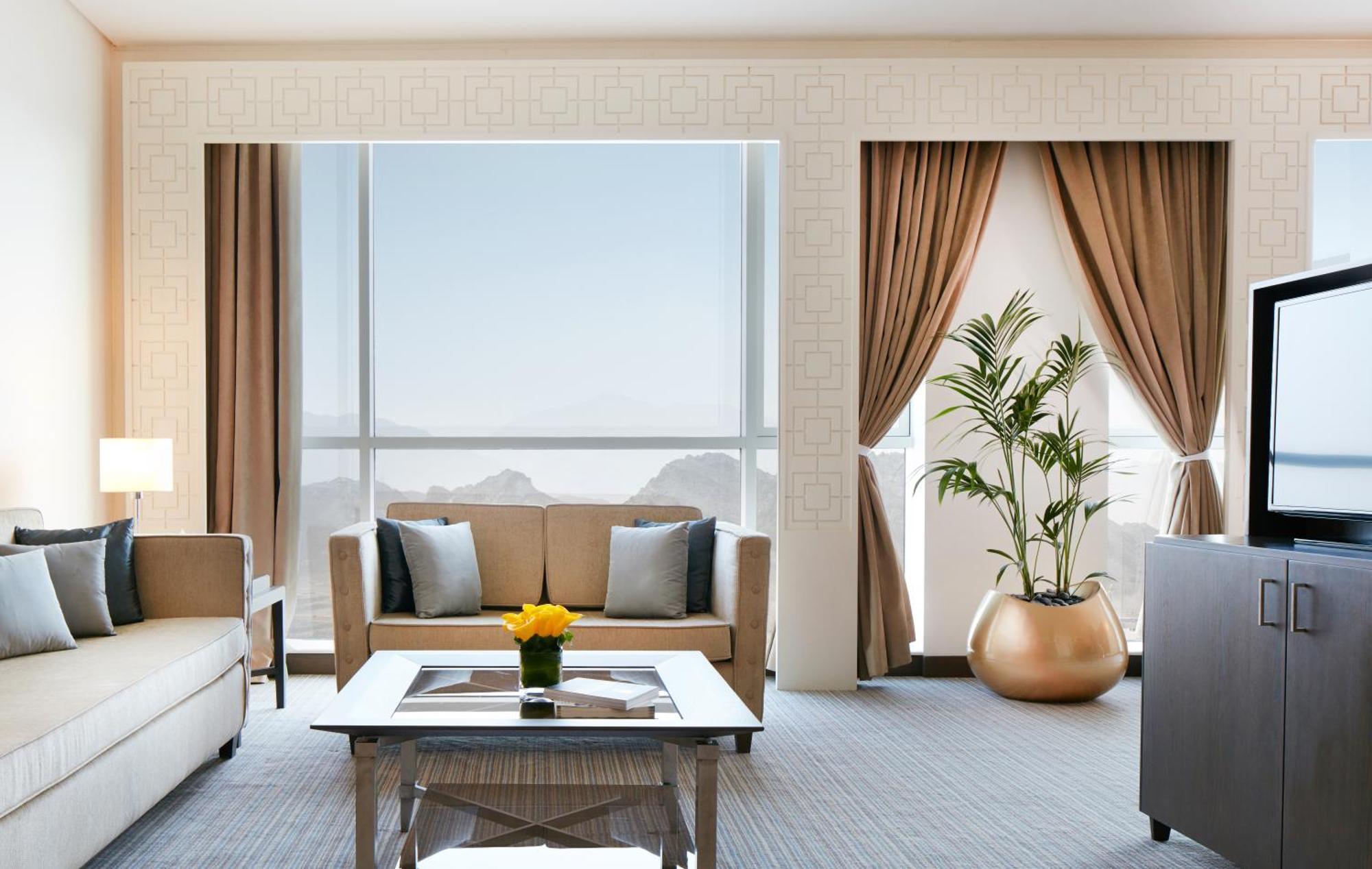 Luxury Suite