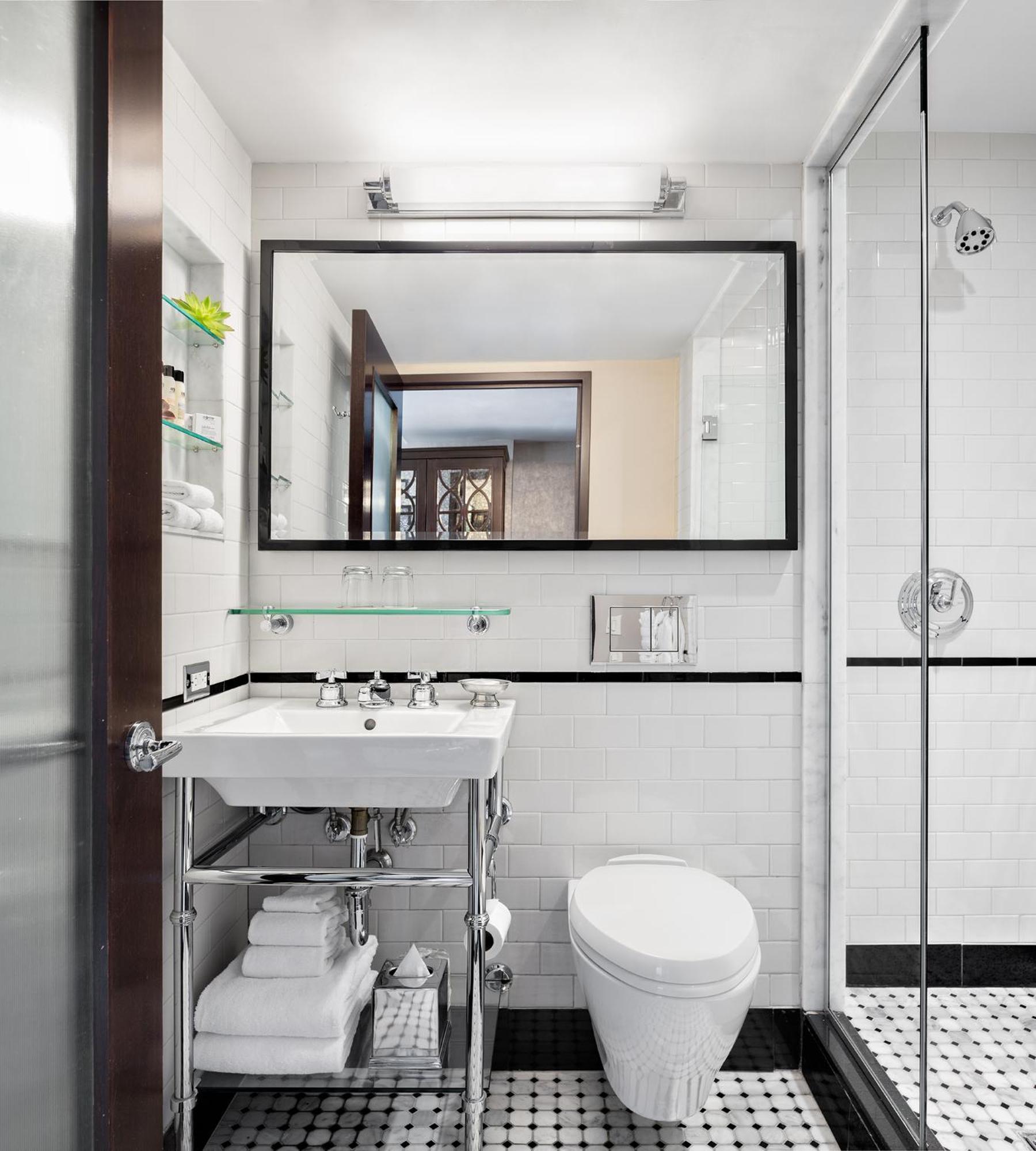 Bedford Double City View,704072998:JPEG