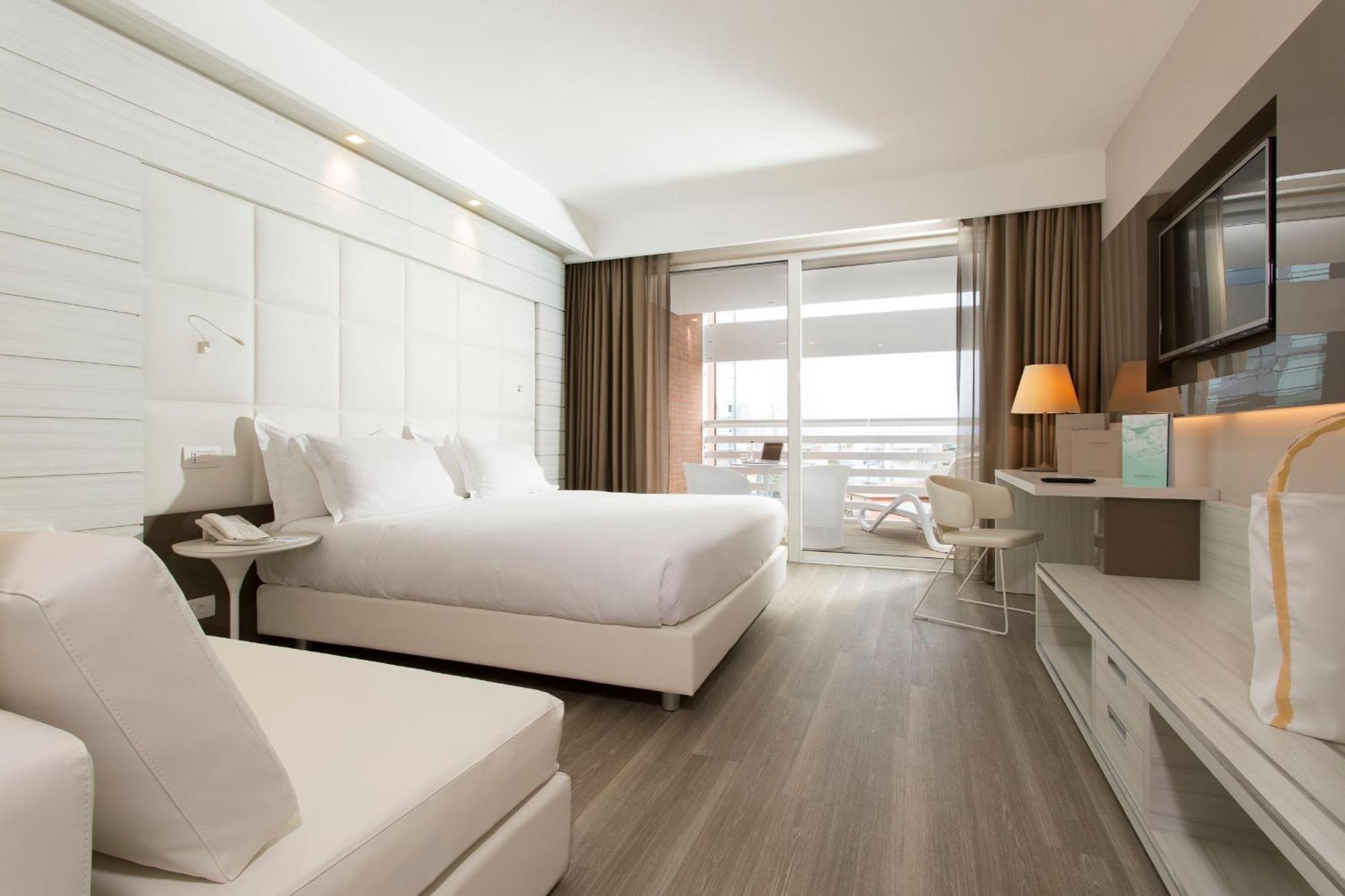 Superior Triple Room with Garden View