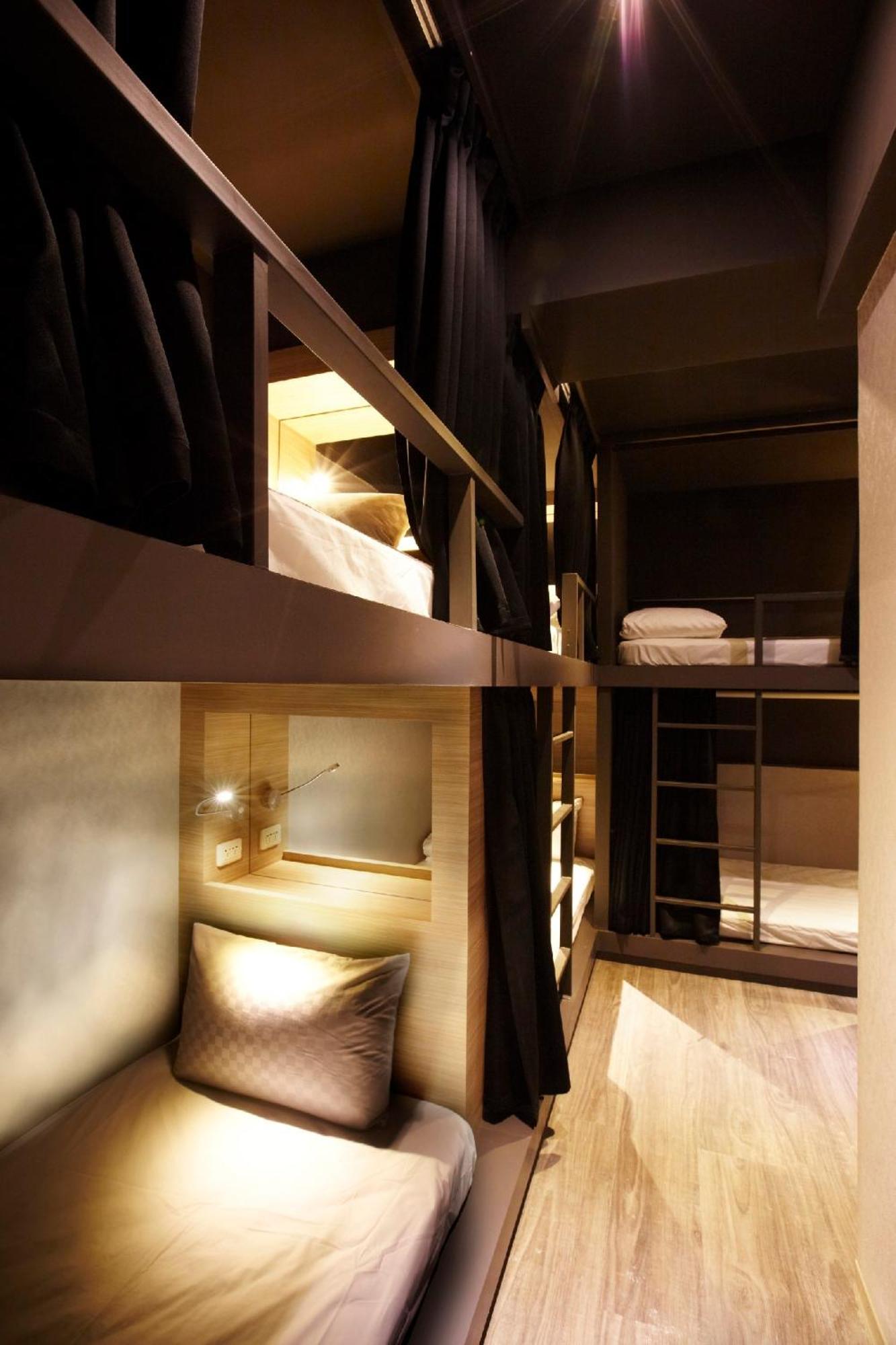 Bed 6-Bed Mixed Dormitory Room