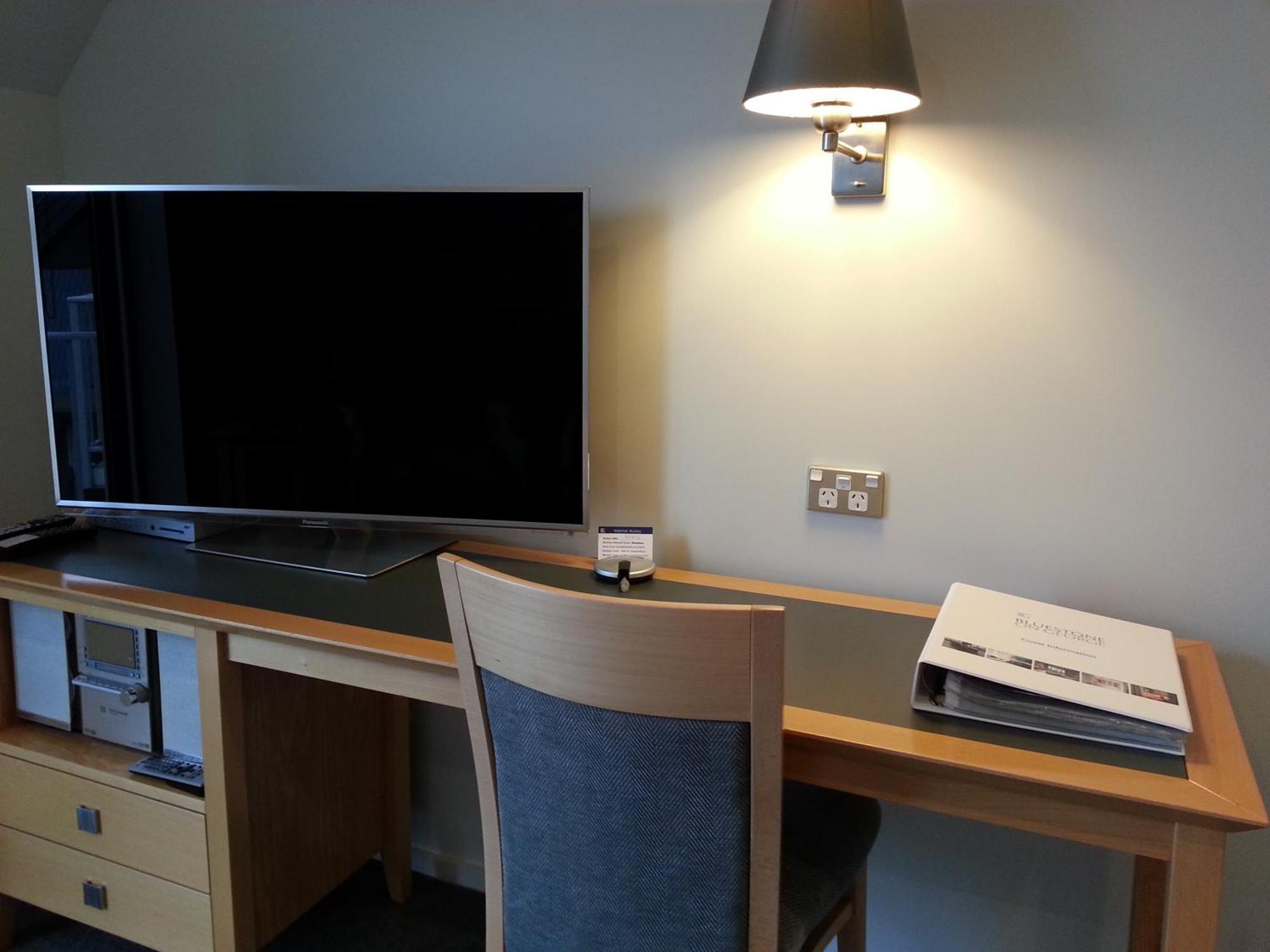 Deluxe Studio