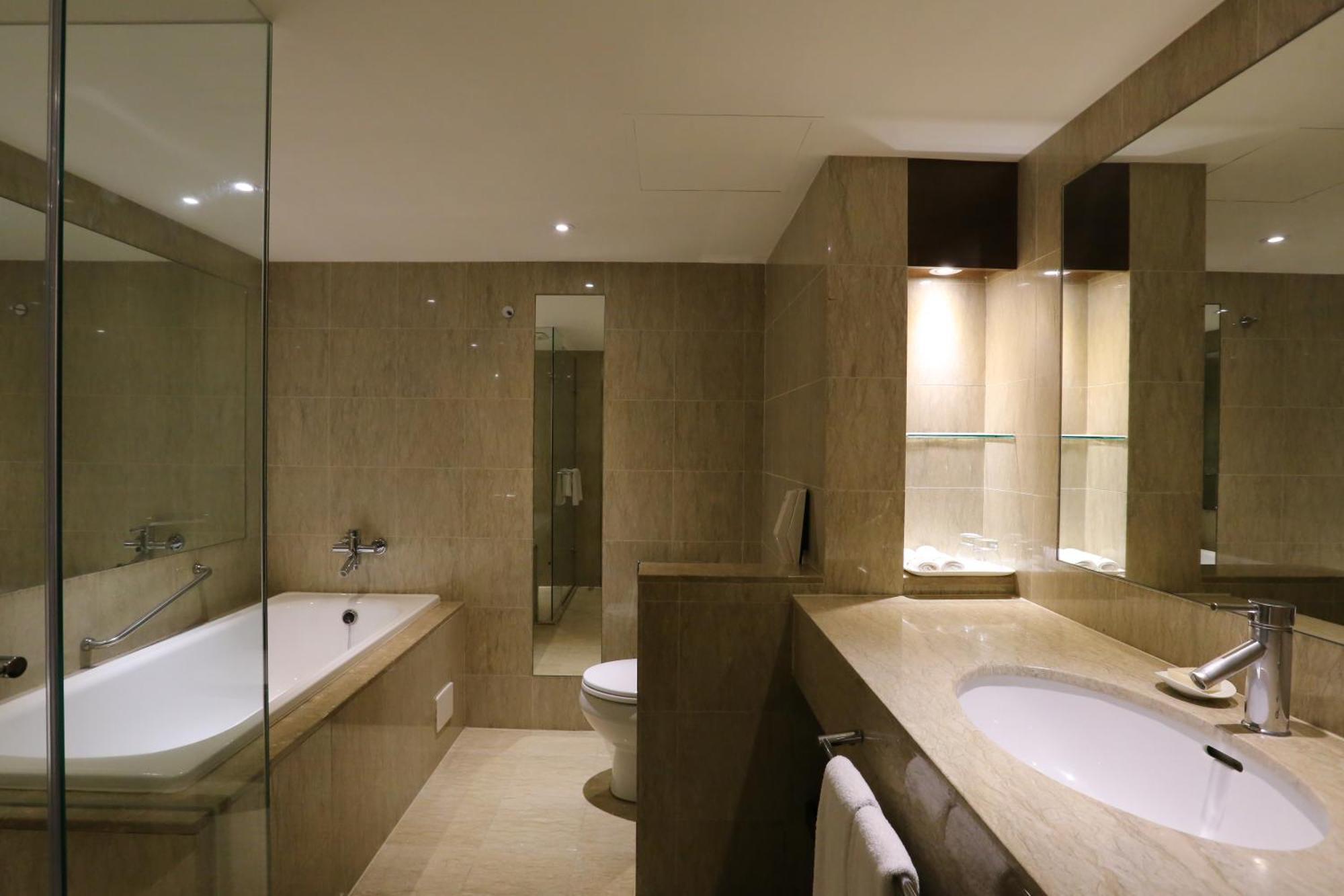 Fullerton Room