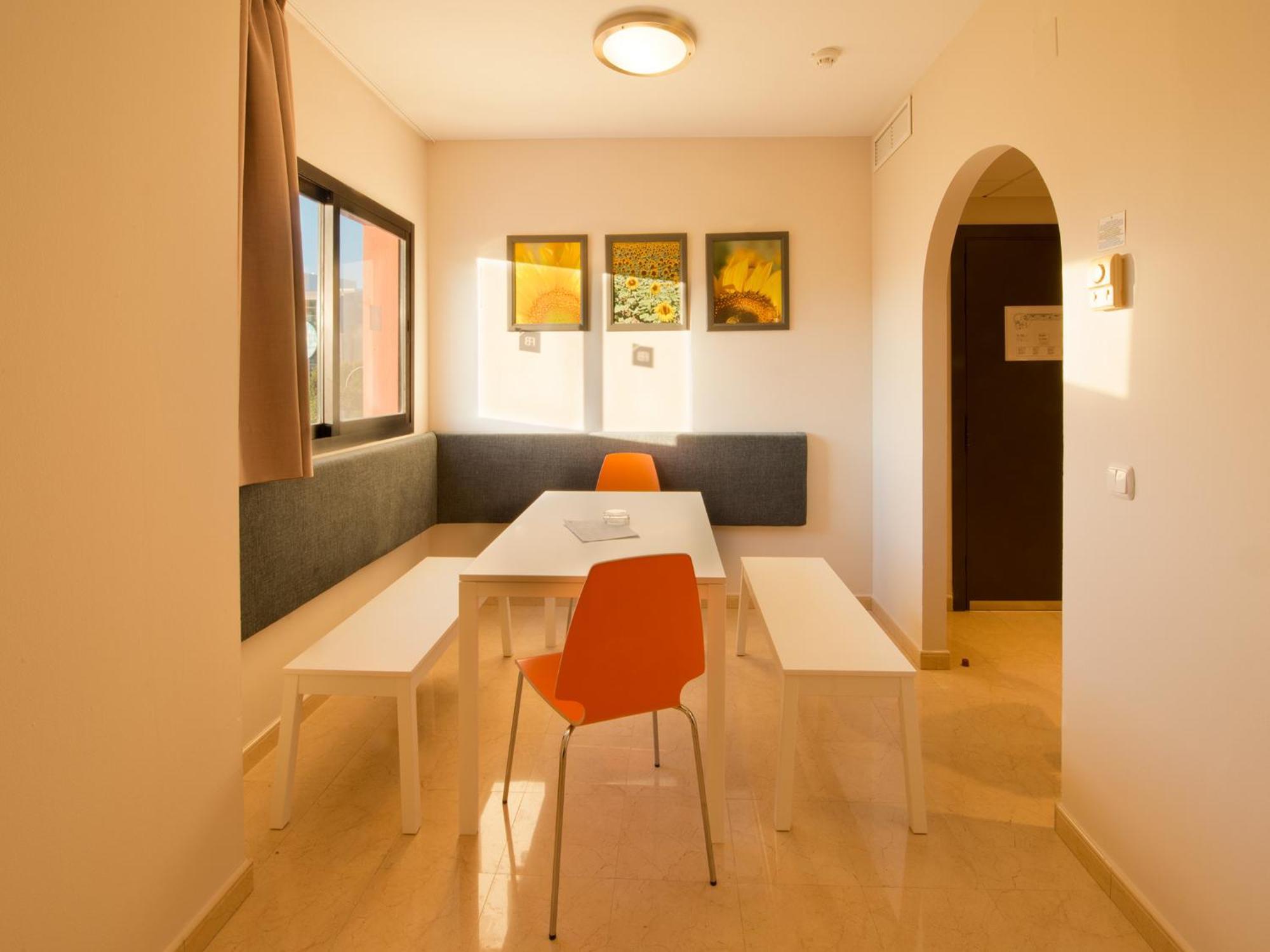 Apartamento de 2 dormitorios (5-6 adultos)