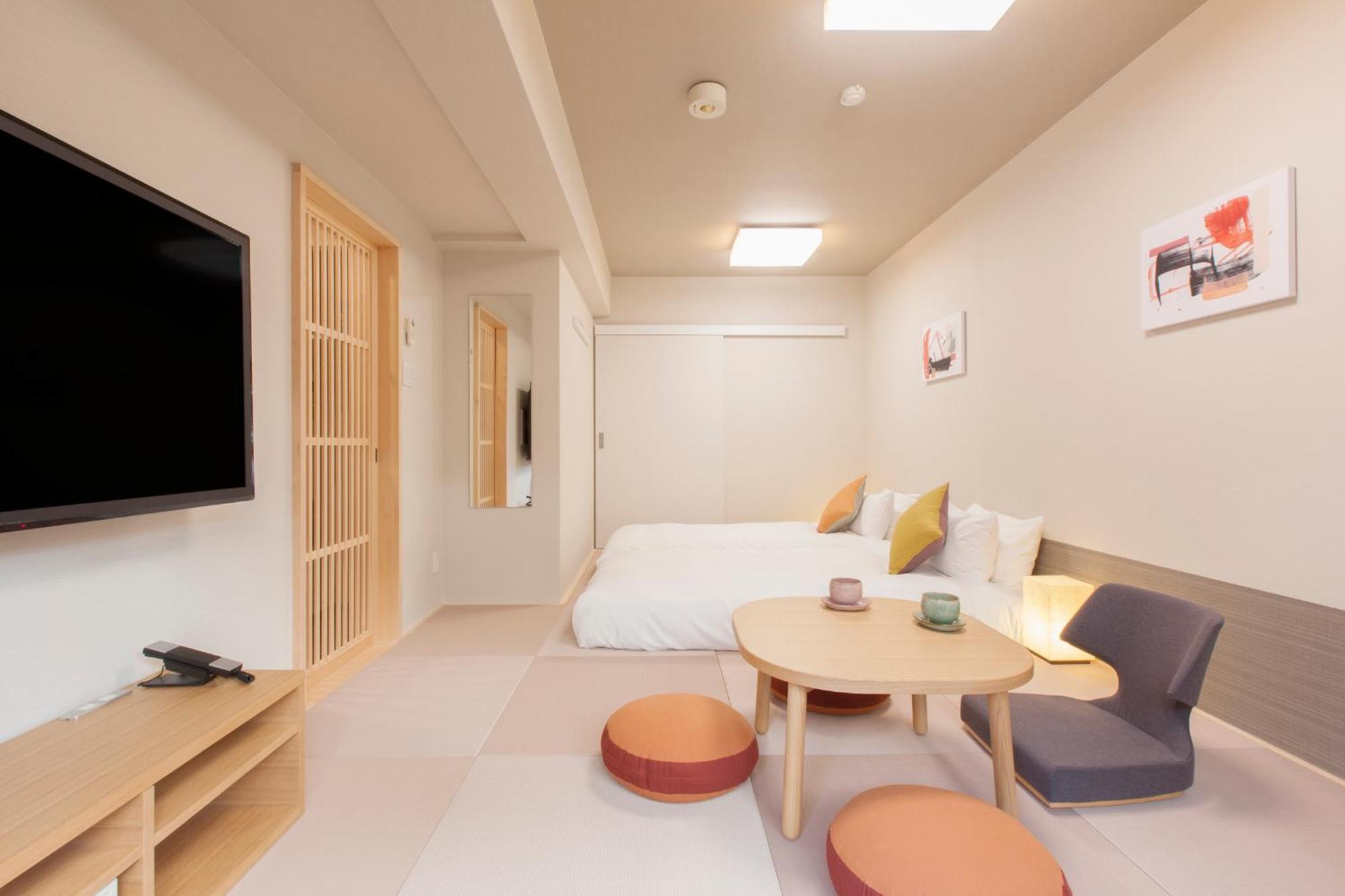 Twin Room Run of House - Non-Smoking (1-4 people)