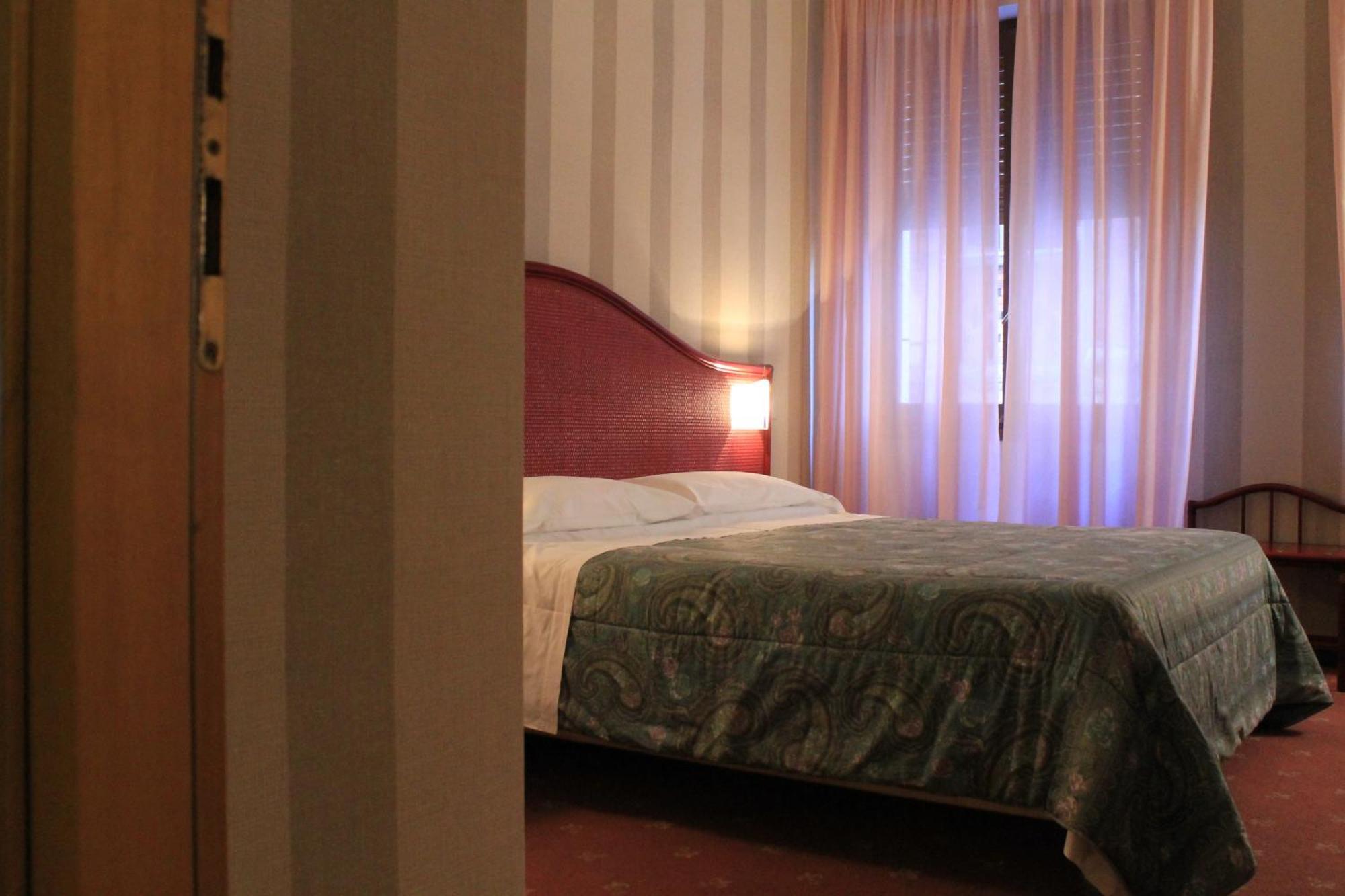 Dreibettzimmer