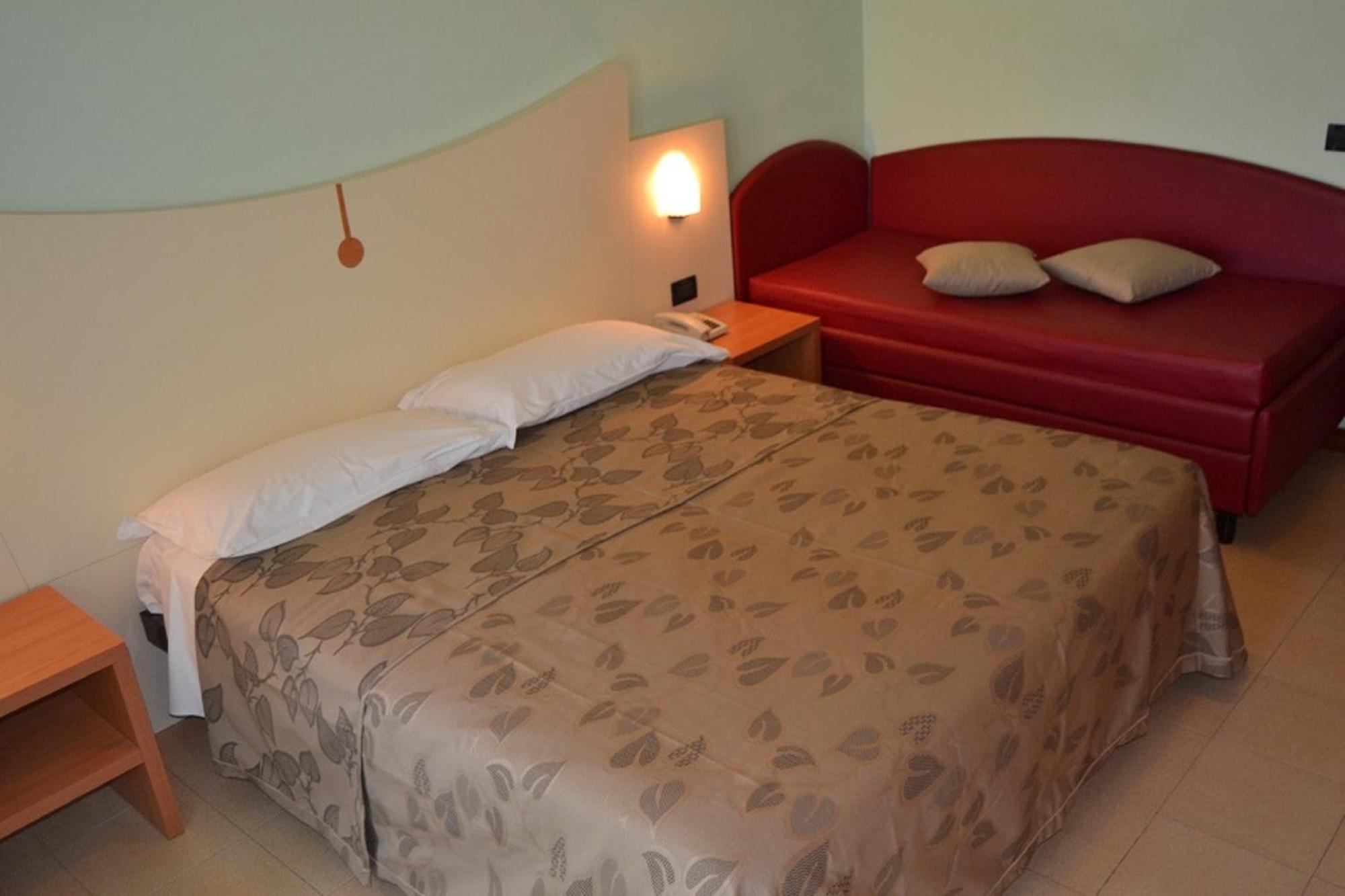 Superior Triple Room - Beach Front