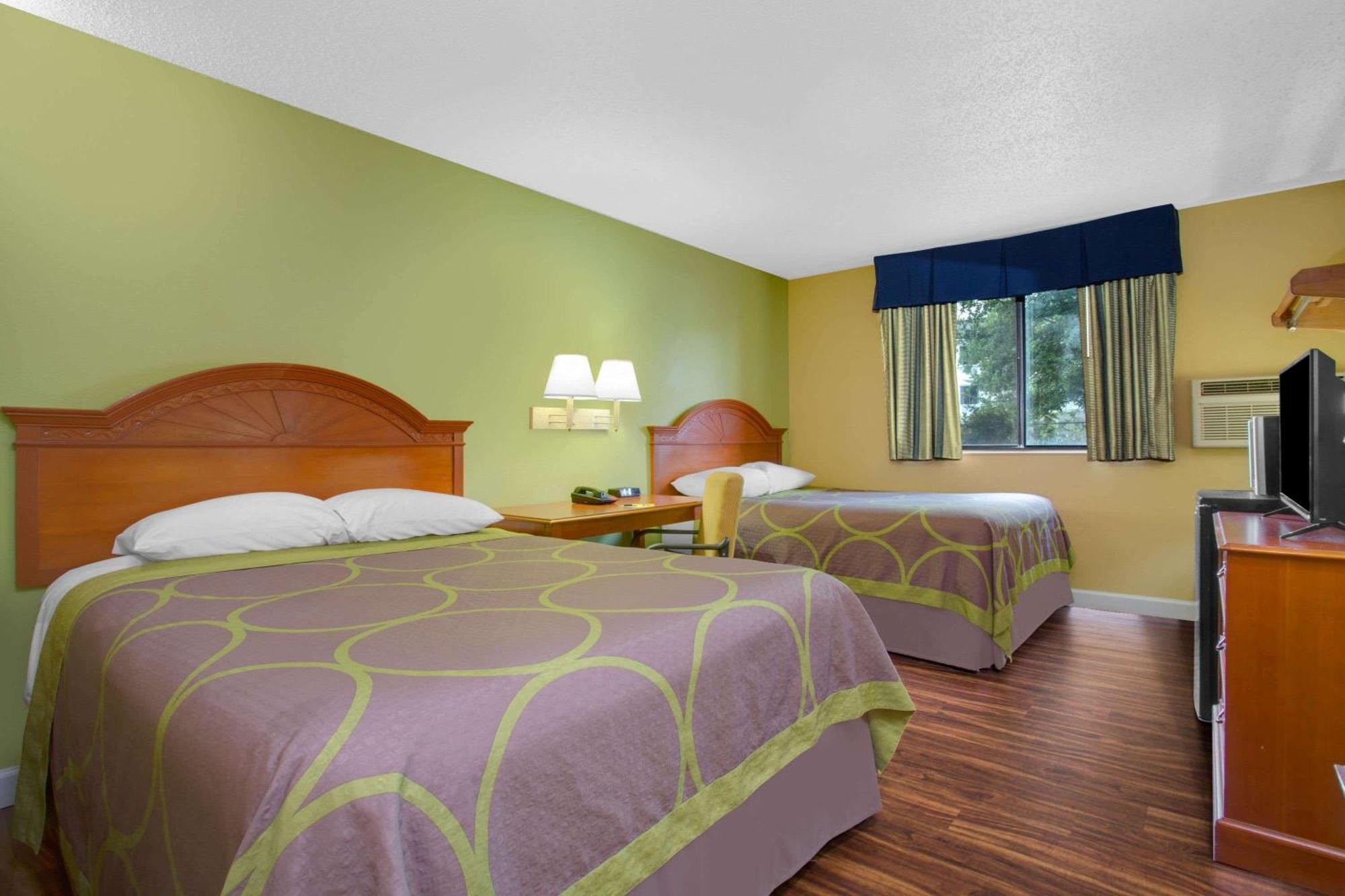 Double Room with Two Double Beds - Third Floor/Non-Smoking