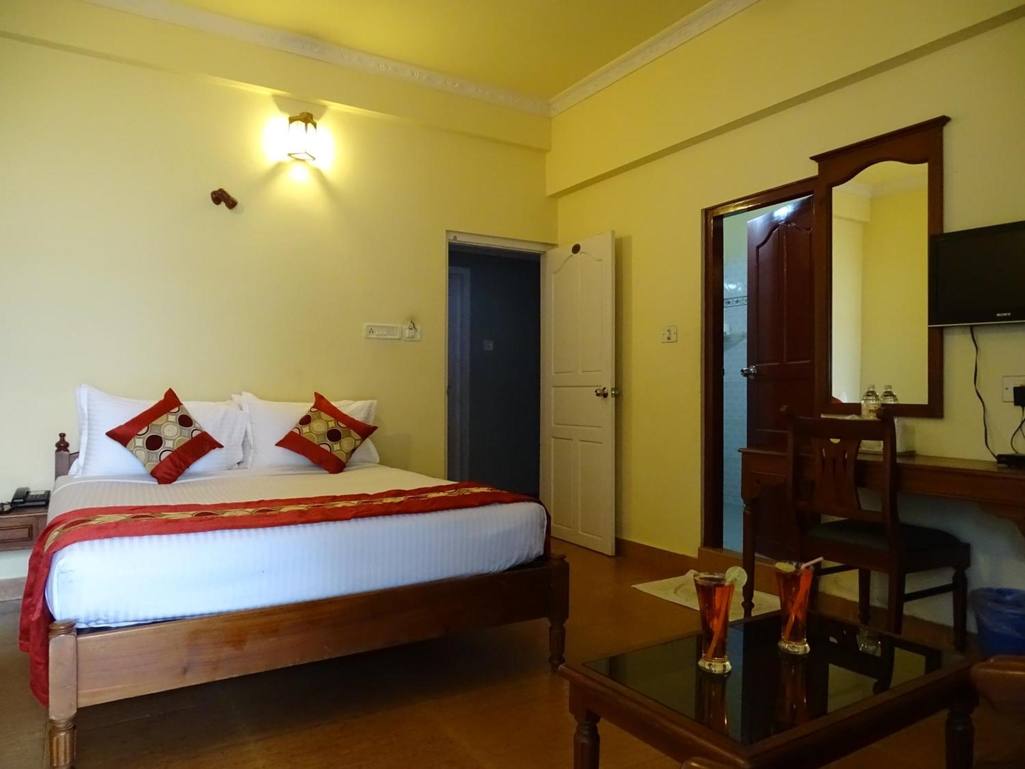 Deluxe Double Room with Sea View,705480601:JPEG
