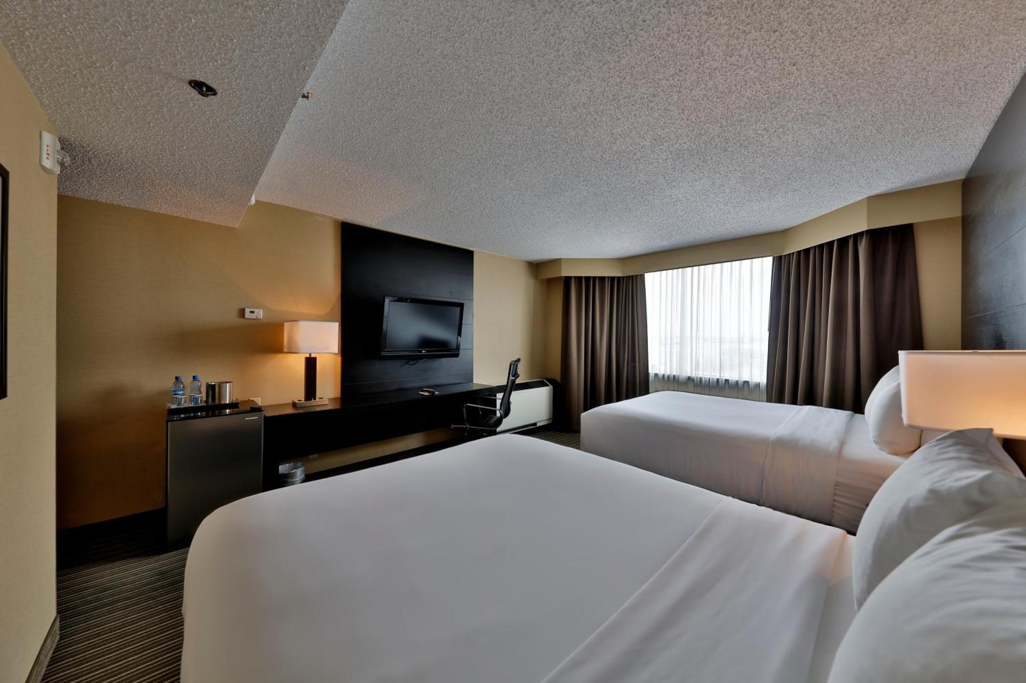 Queen Room with Two Queen Beds - Non-Smoking