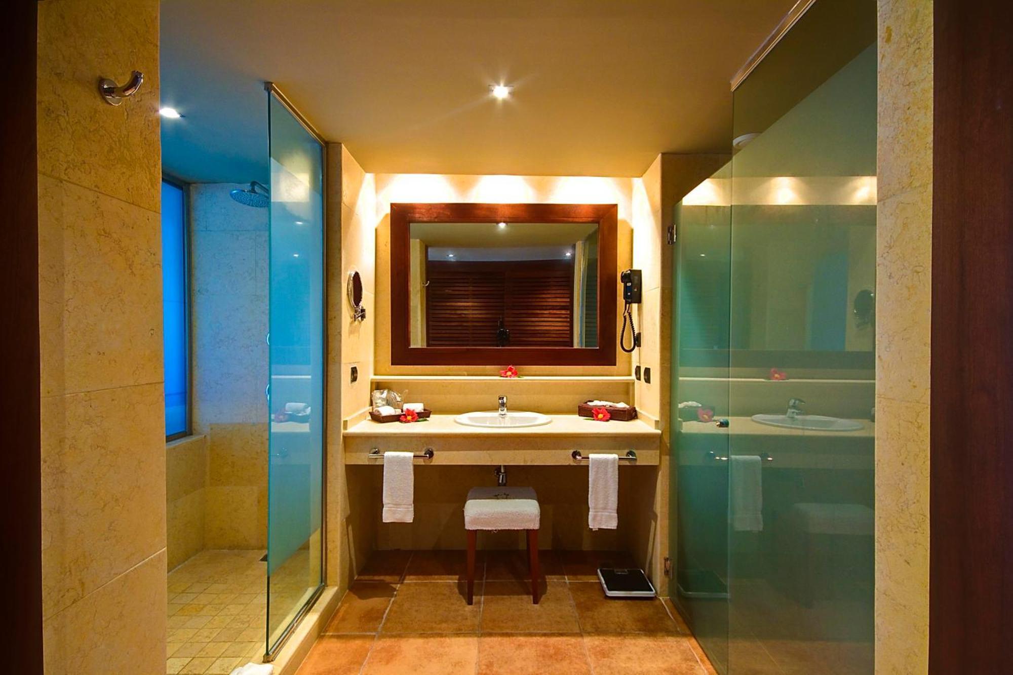 Suite Presidencial Privileged frente al océano