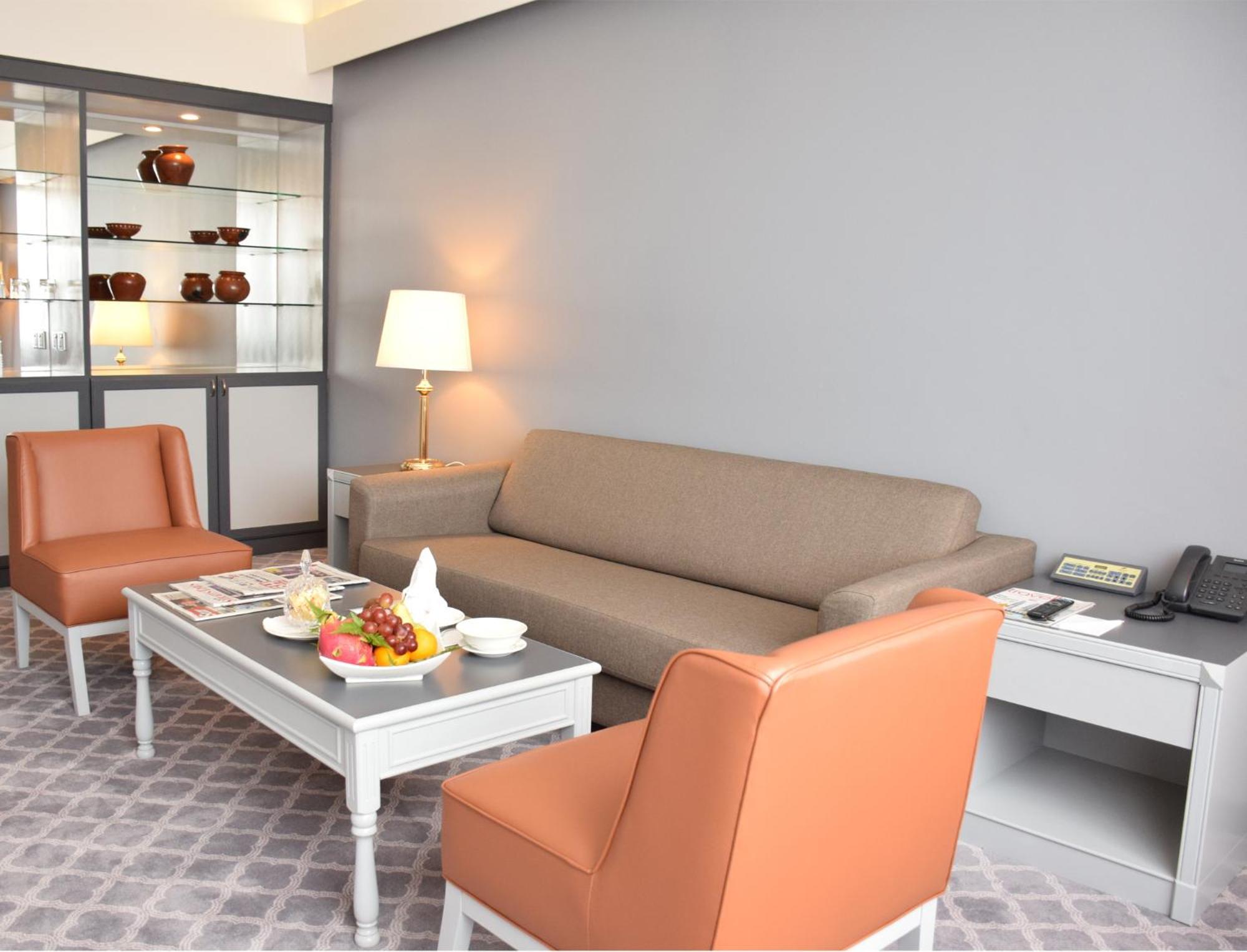 Executive Suite