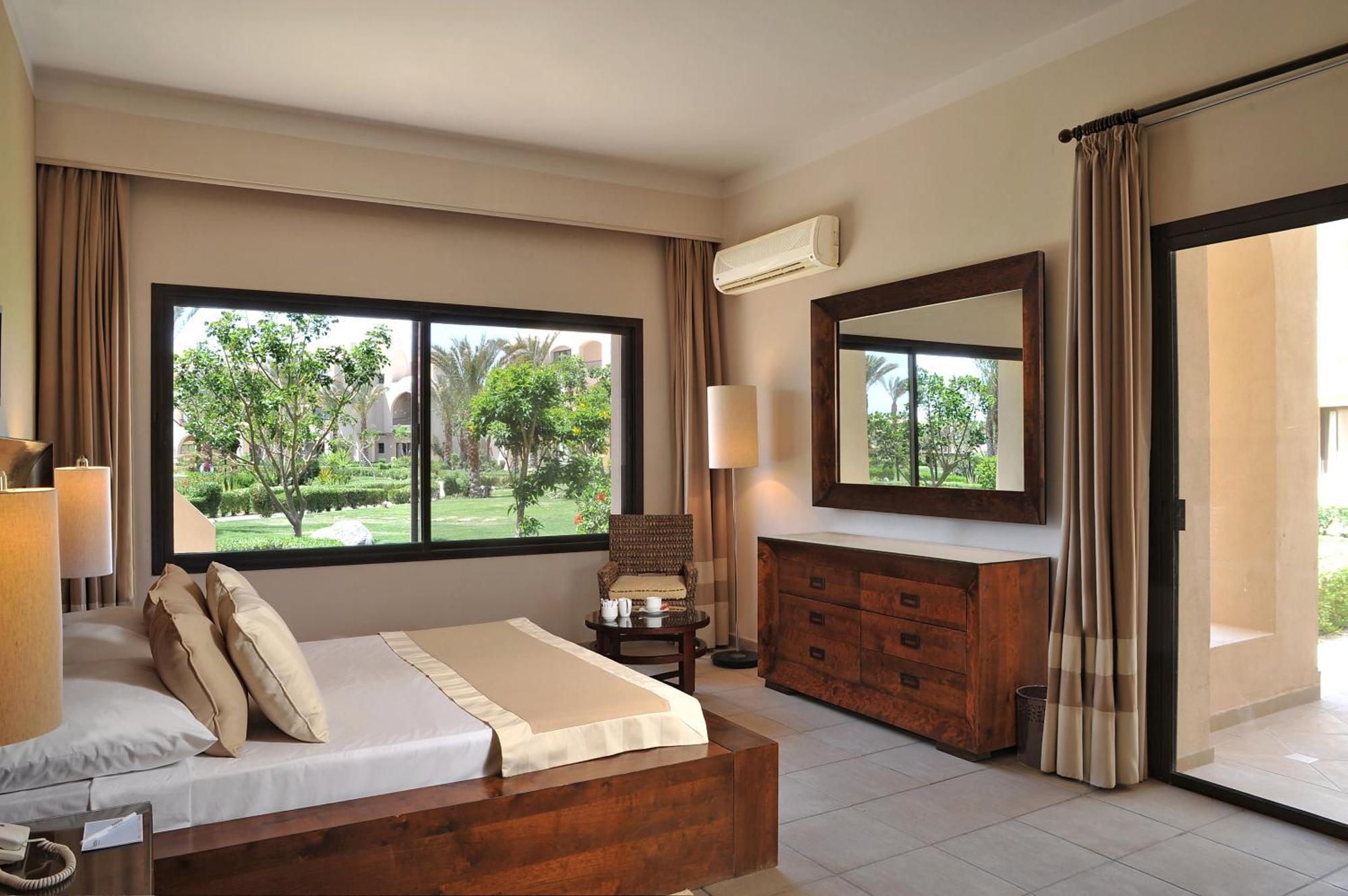 Three-Bedroom Suite Queen Twin Bed– Garden view,1403442959:JPEG