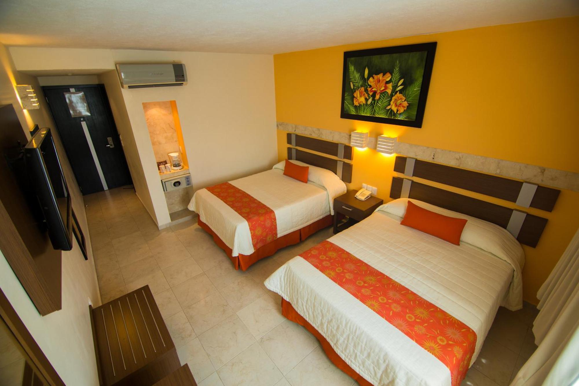Twin Room with City View